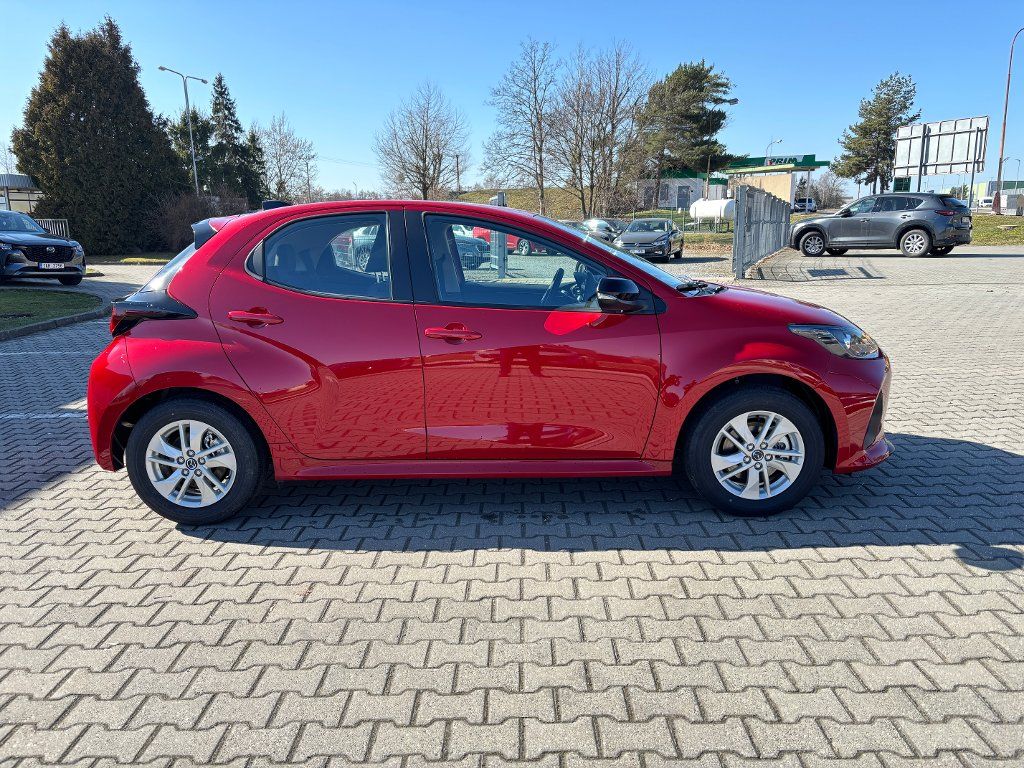 Mazda 2 Hybrid, 1,5i 116k  AT Centre-line - fotka 2