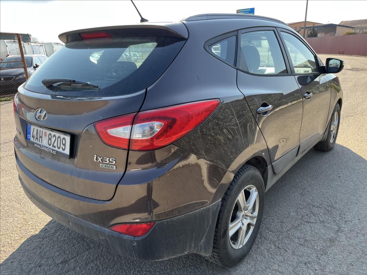 Hyundai ix35, 1,7 CRDi 85KW KLIMA ALU 2xKOLA - fotka 6