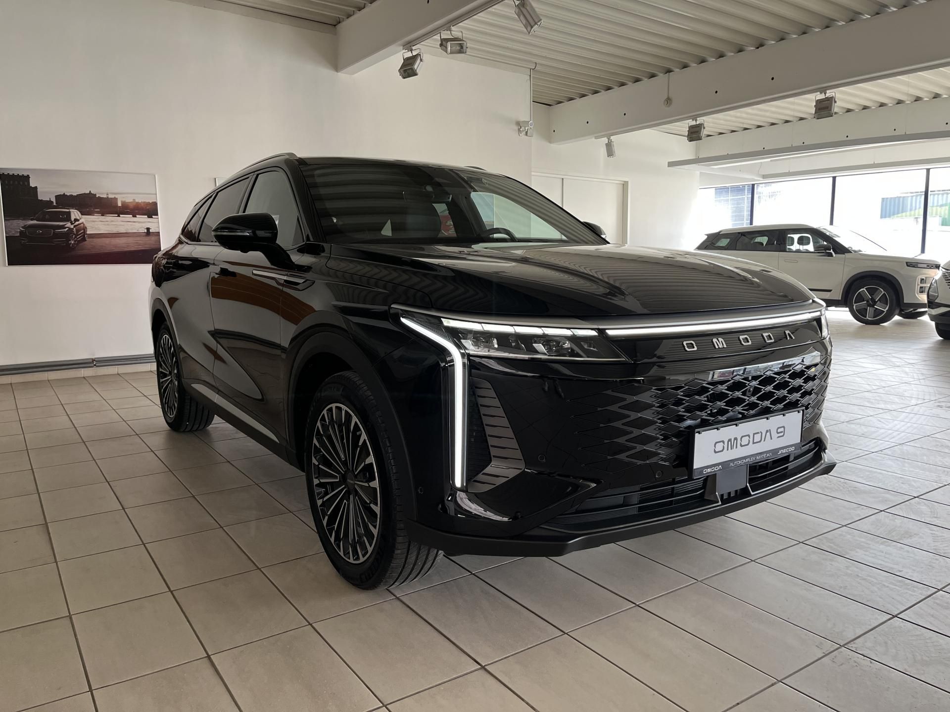 Omoda 9, PHEV - fotka 3