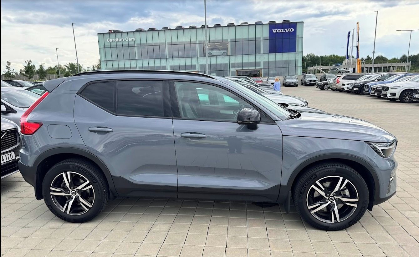 Volvo XC40, VOLVO XC40 B4 33tis ČR záruka - fotka 4
