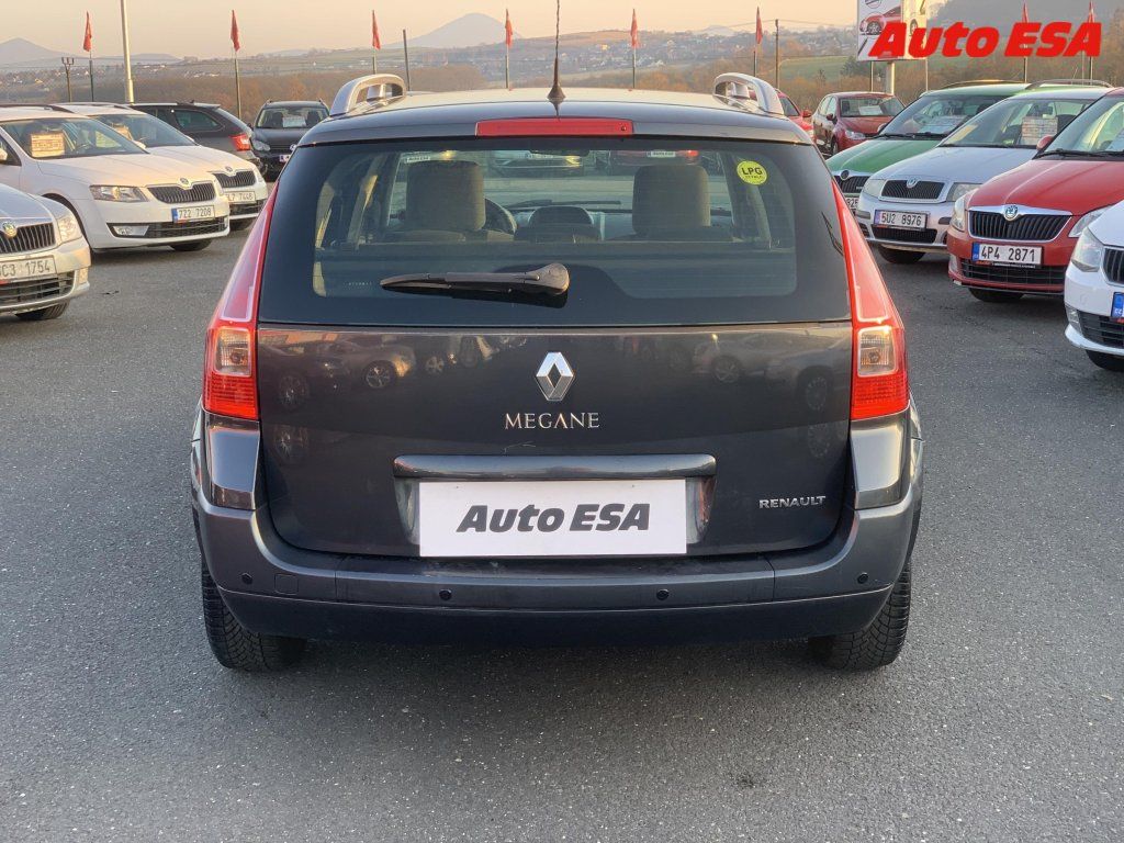 Renault Mégane, 1.6 16V,AC,park.asist - fotka 5