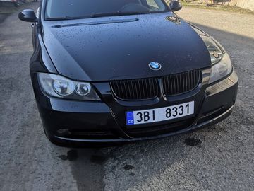 Prodám BMW 318i