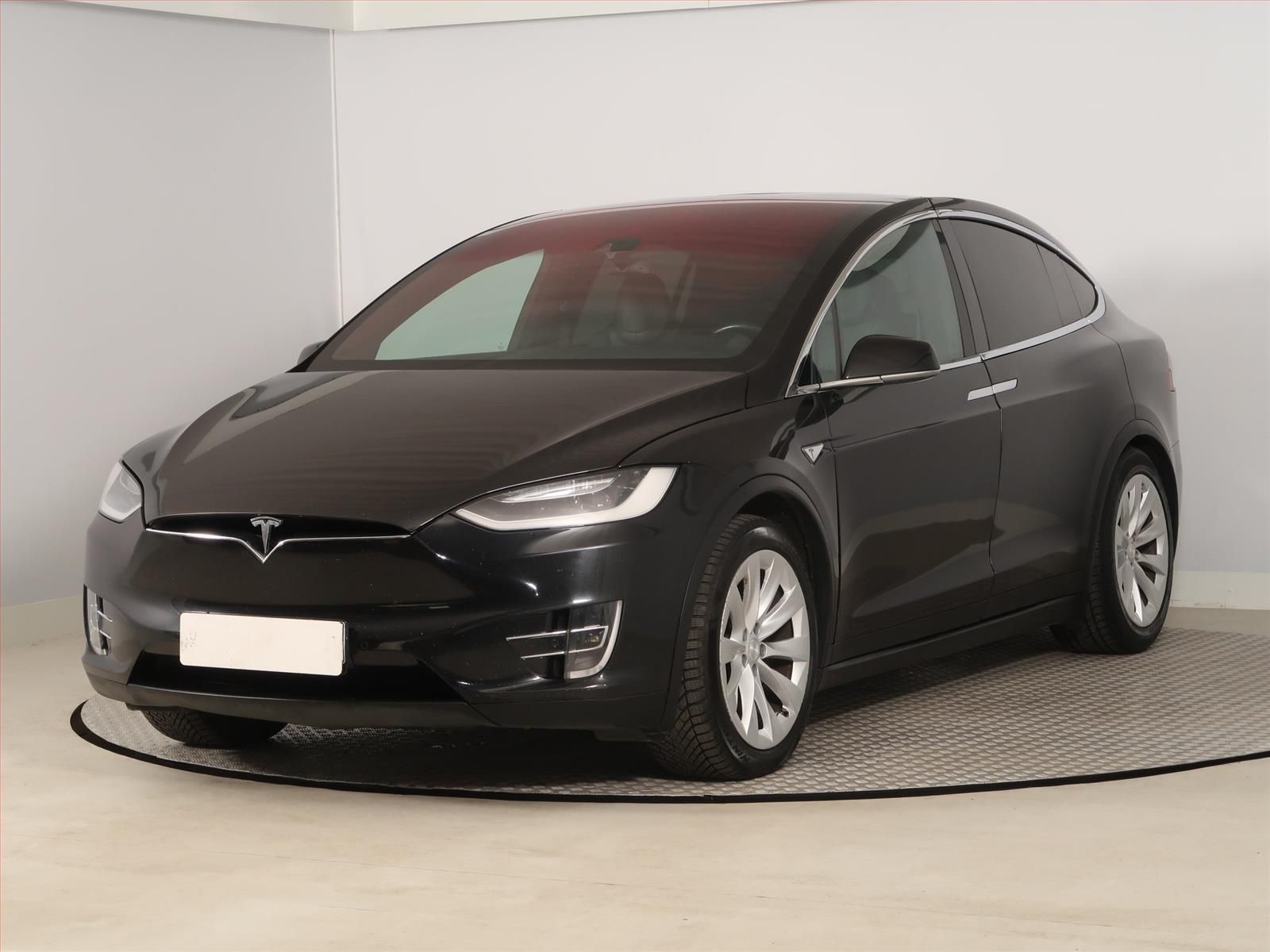 Tesla Model X, 90D, SoH 84%, NOVÁ CENA, 4X4 - fotka 2
