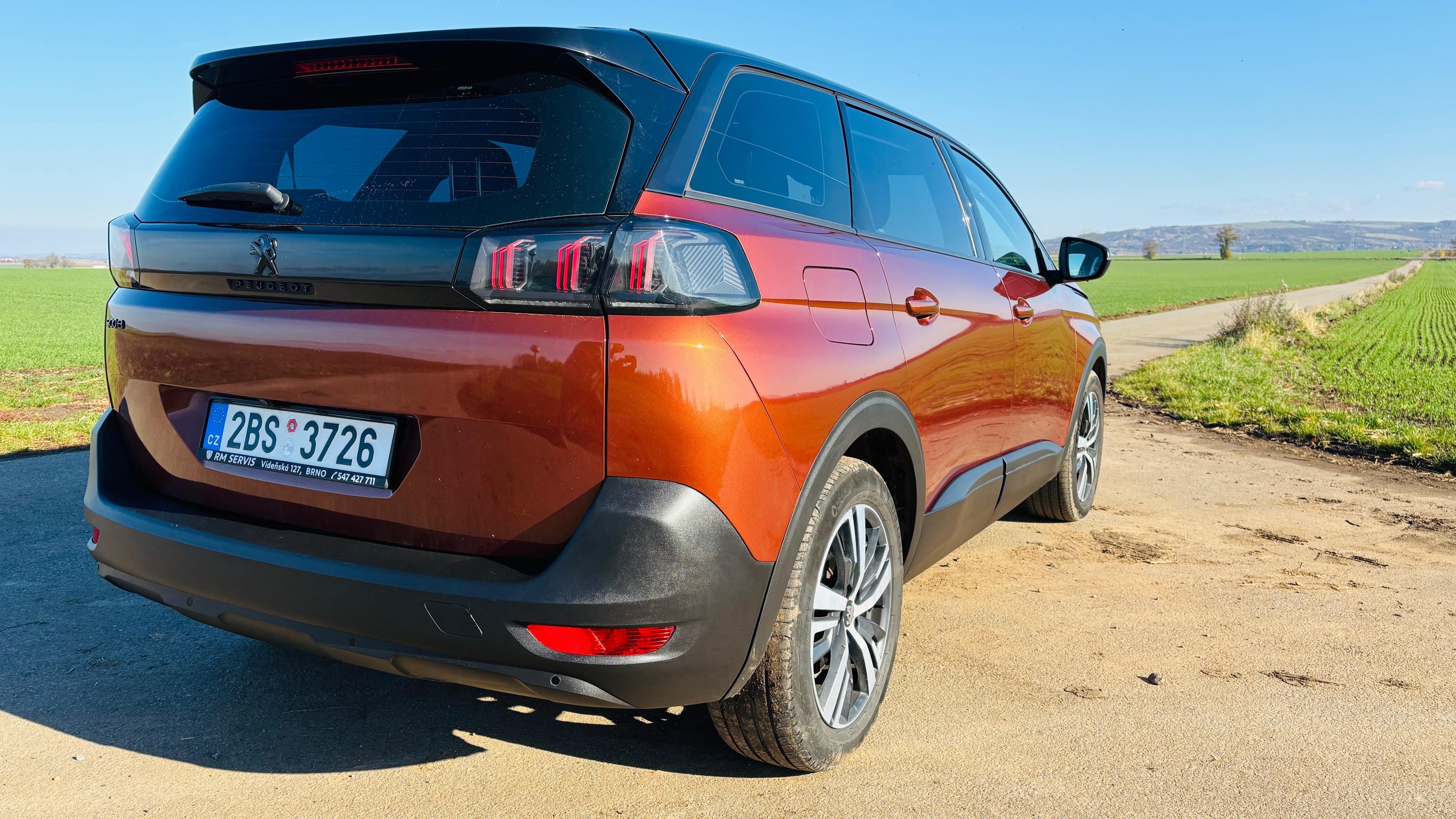 Peugeot 5008, tovární záruka+Webasto+servis - fotka 5