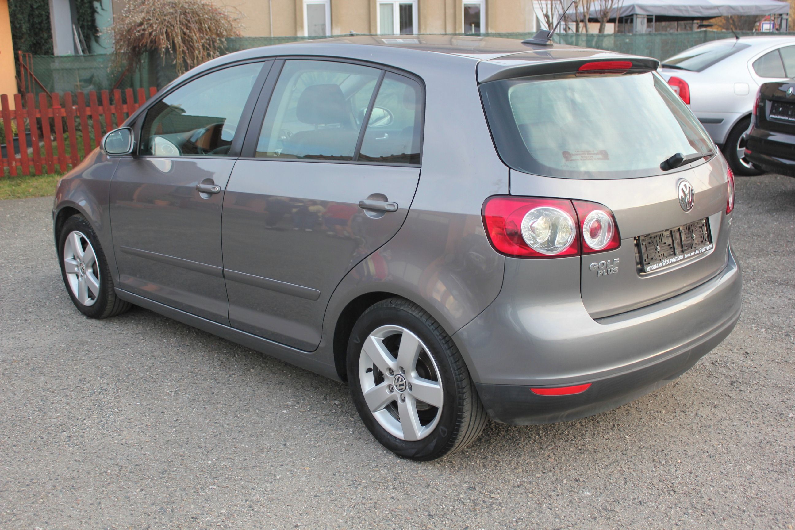Volkswagen Golf Plus, 1.9 TDI, výhřev, plný servis - fotka 5