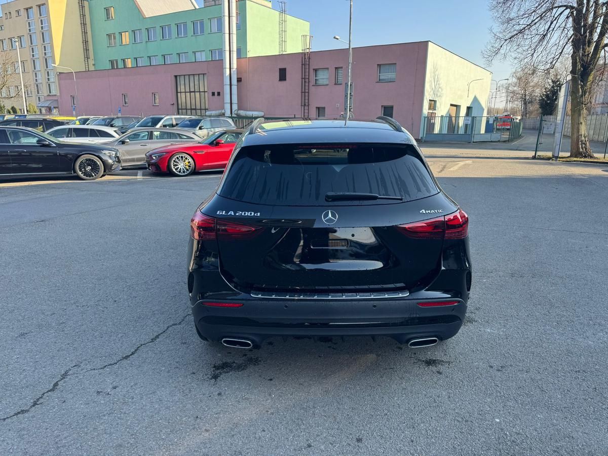 Mercedes-Benz GLA, 200 d 4MATIC - fotka 6