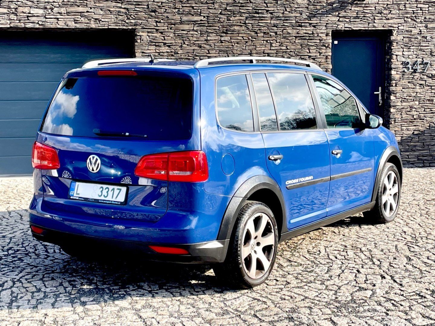 Volkswagen Touran, 1.6 TDi CROSS - fotka 6