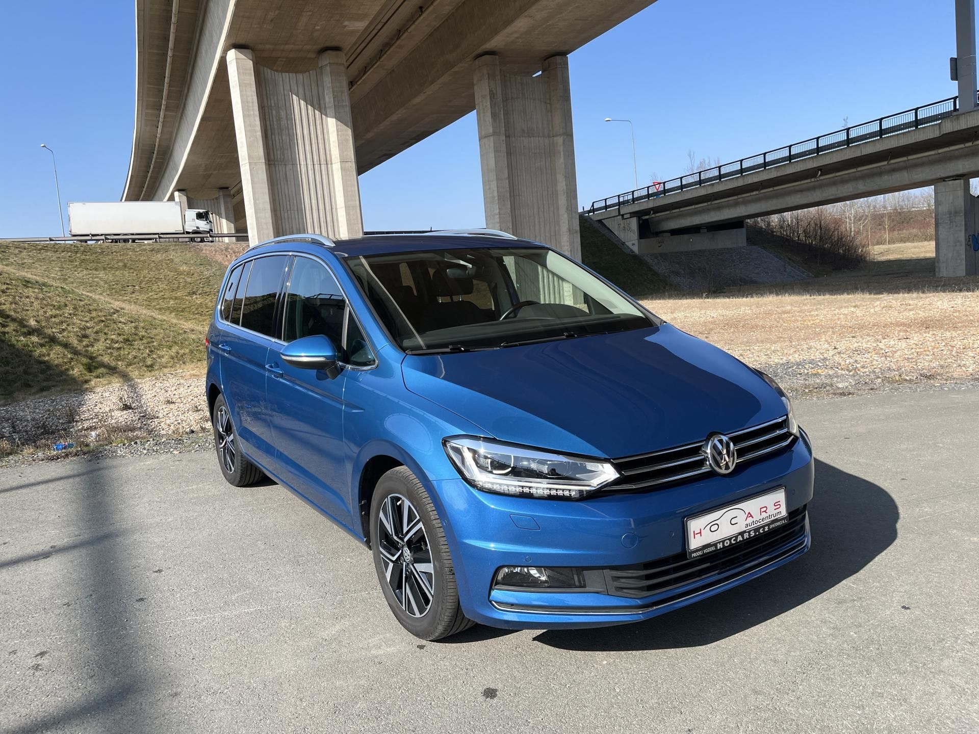 Volkswagen Touran, 2.0TDI DSG VÝB*13000€ HIGHLINE - fotka 2