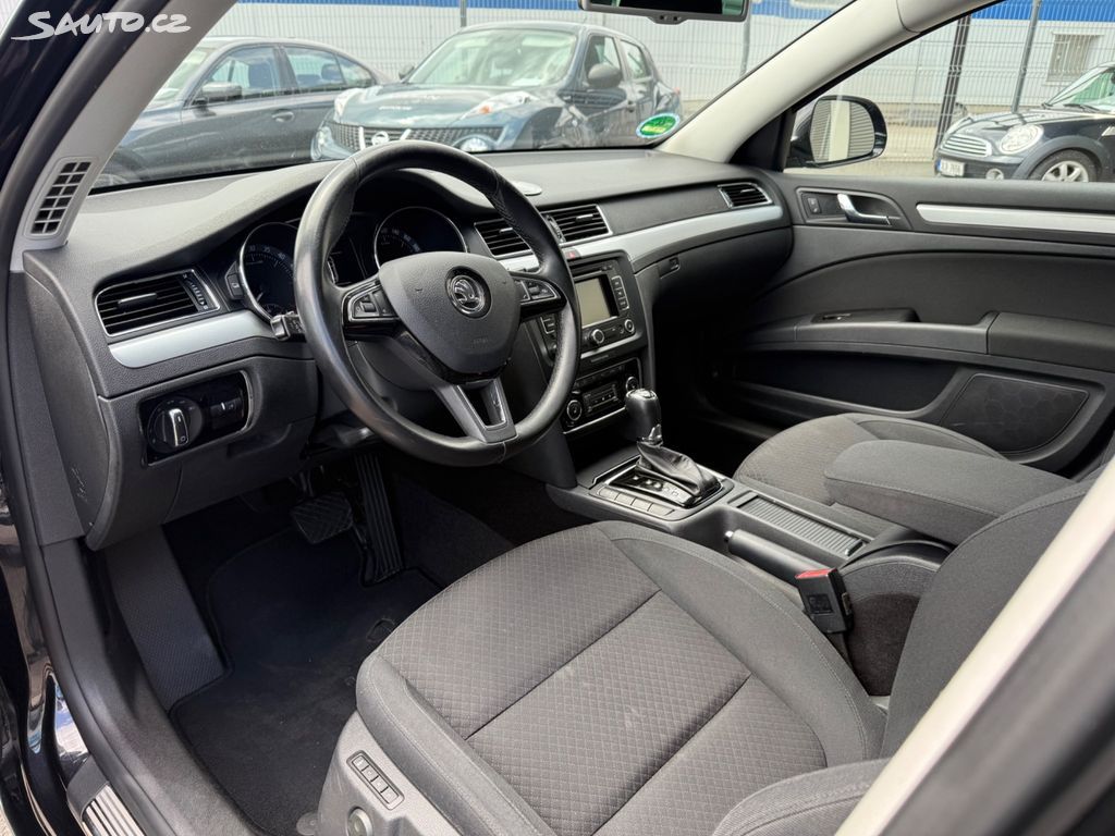 Škoda Superb, 2.0 TDI 103kw DSG - fotka 6