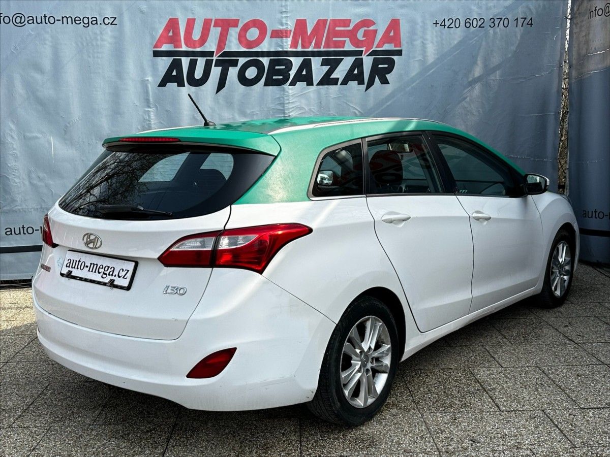 Hyundai i30, 1,6 81kW-CZ!! - fotka 6