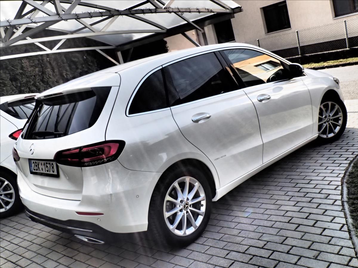 Mercedes-Benz Třídy B, 1,3 AT 1maj ČR, DPH,24000KM - fotka 4