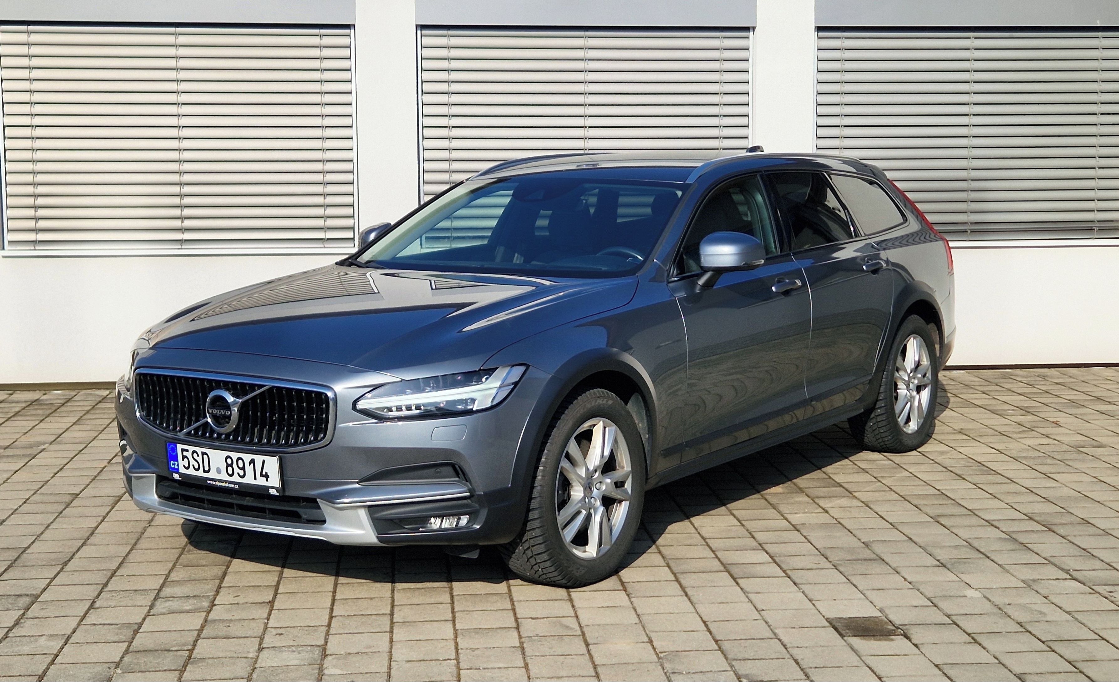 Volvo V90, Cross Country, D4, 140 kW