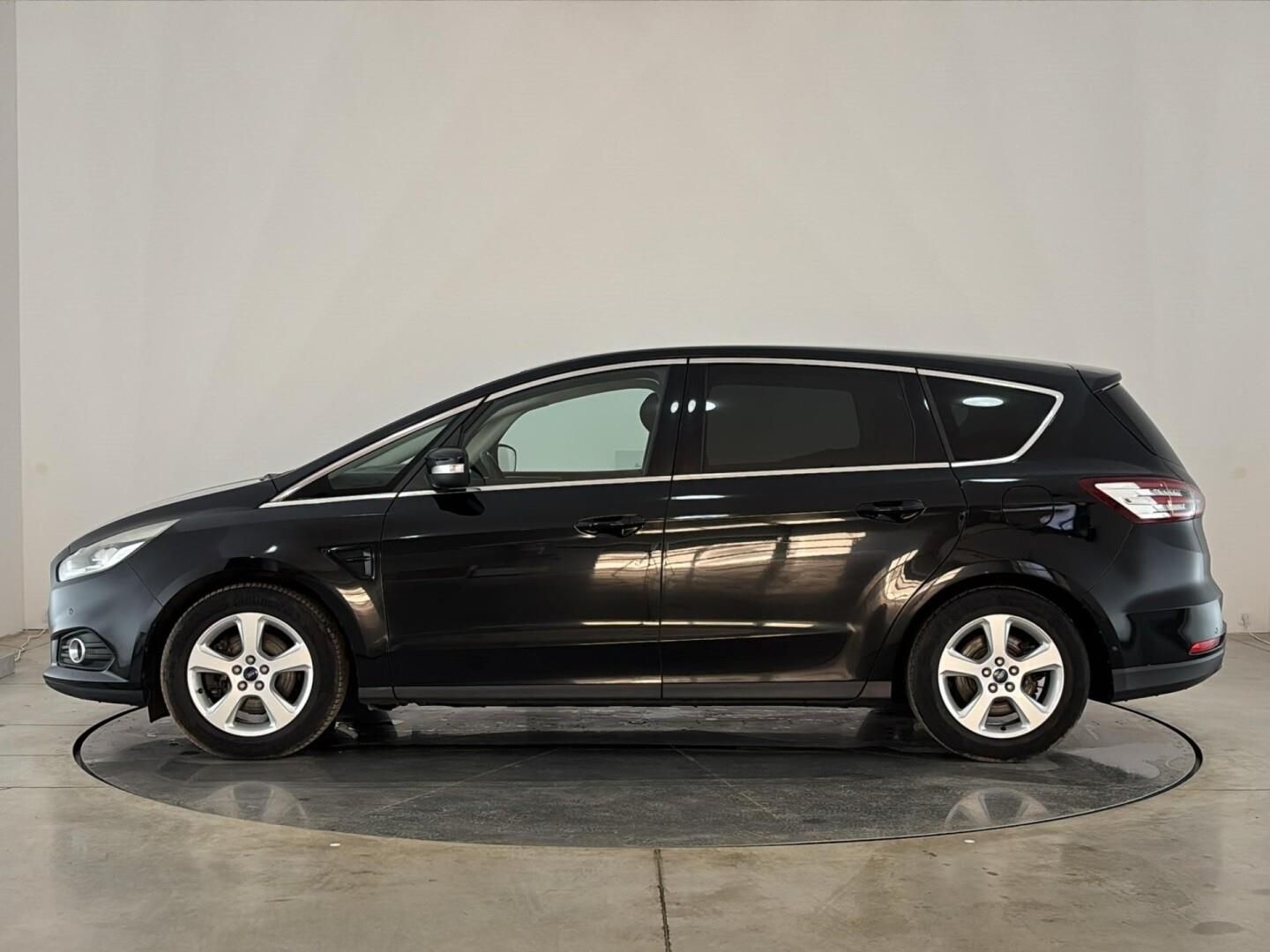 Ford S-MAX, 2.0 TDCi / 110 kW Titanium AT - fotka 3