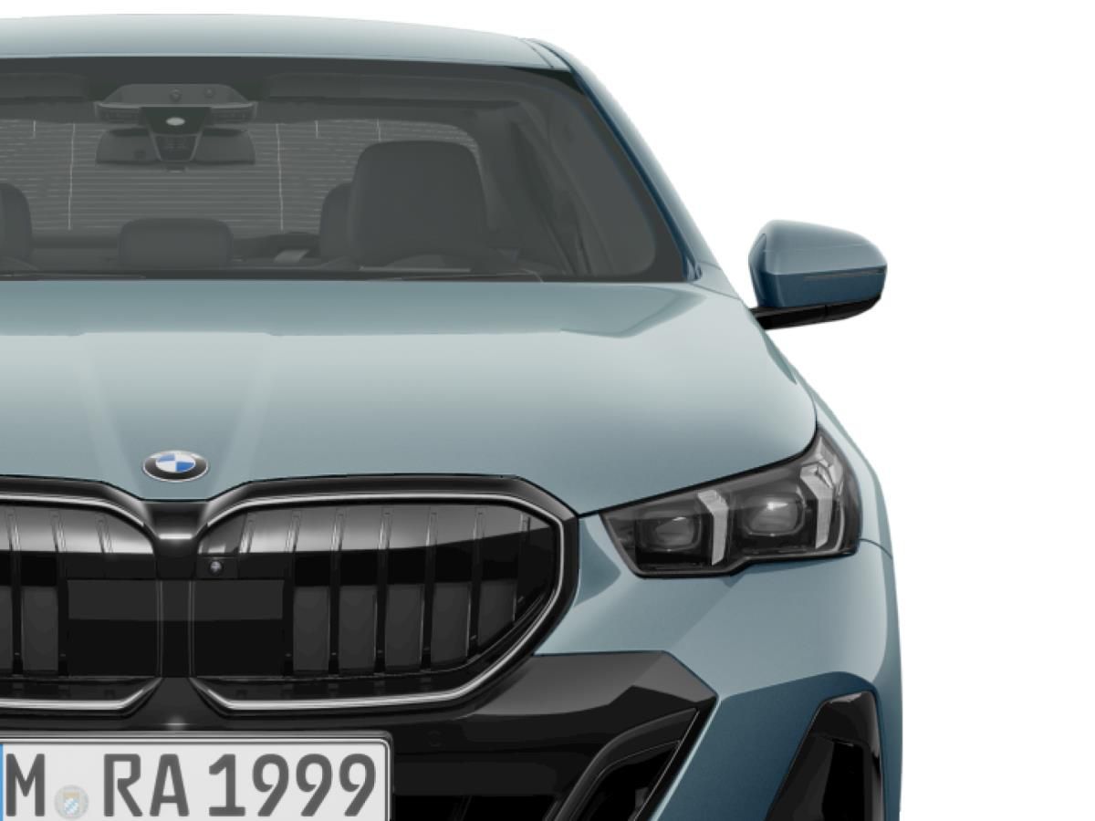 BMW Řada 5, 540d xDrive Sedan - fotka 4