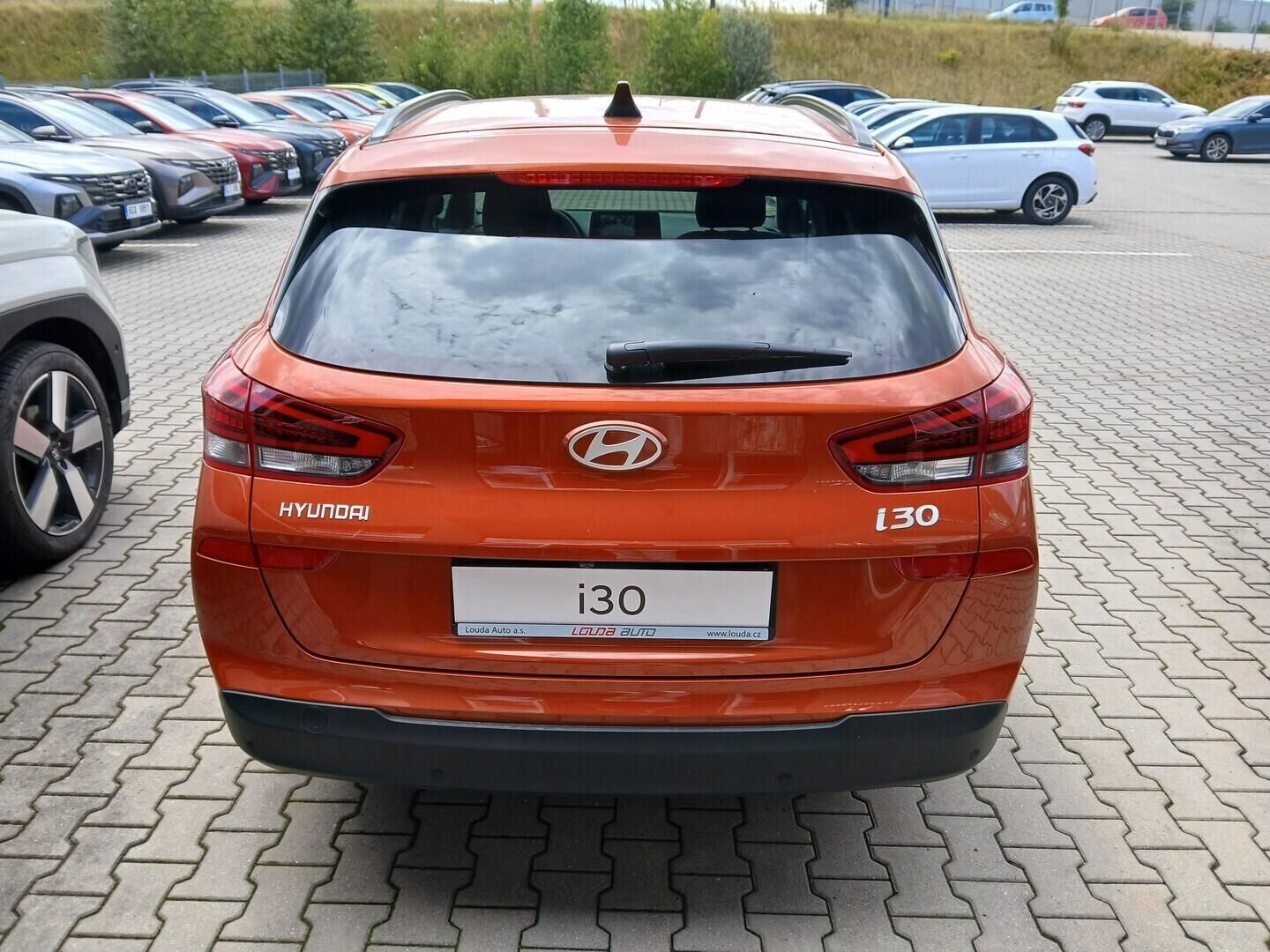 Hyundai i30, 26 WG 1,6 T-GDI DCT GO CZECH 1 - fotka 5