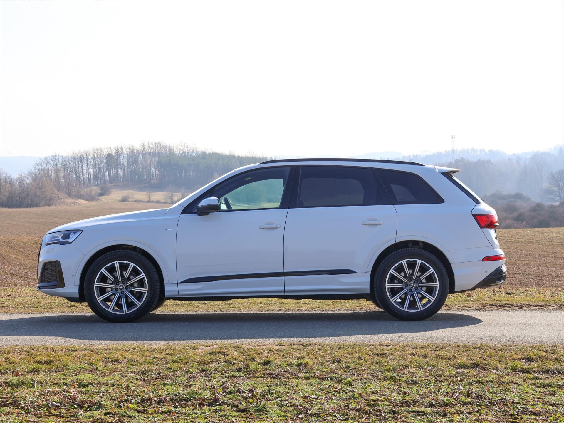 Audi Q7, 3,0 TDI quattro tiptronic S li - fotka 4