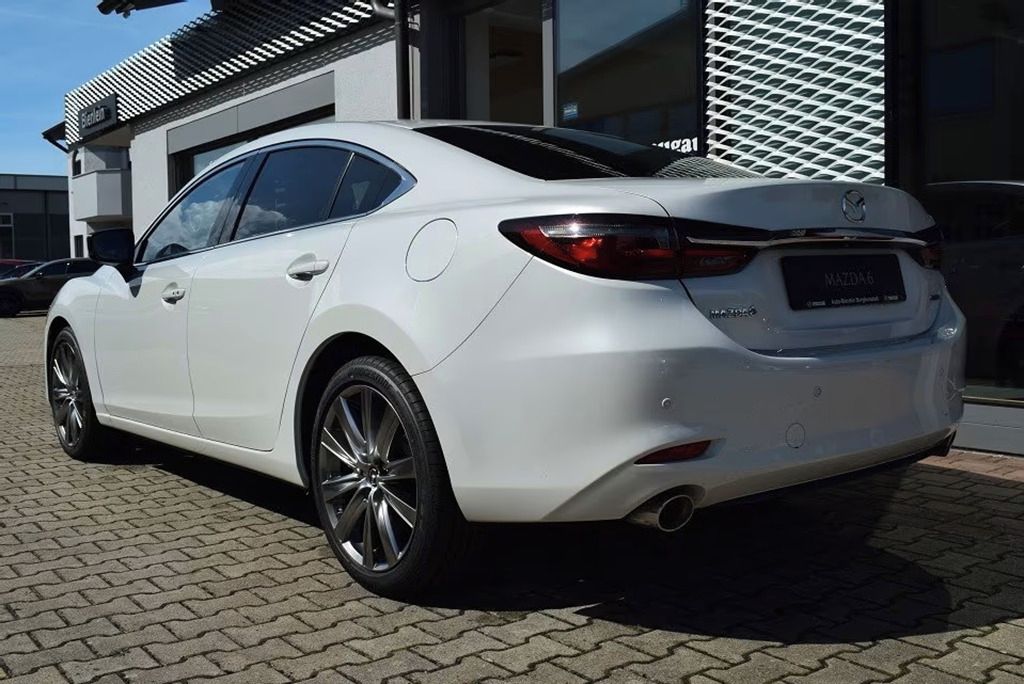 Mazda 6 - fotka 2