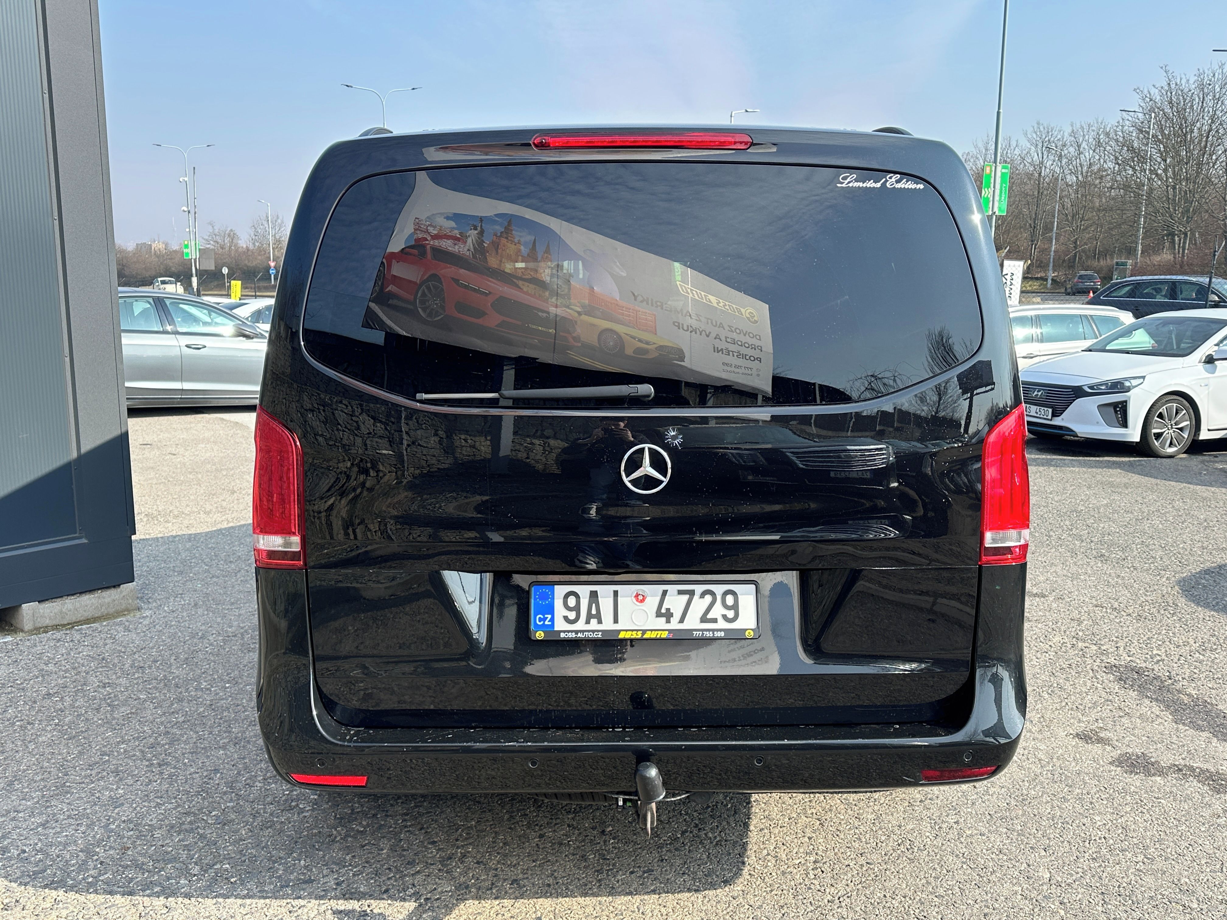 Mercedes-Benz Třídy V, Mercedes-Benz V 220 2016 - fotka 5