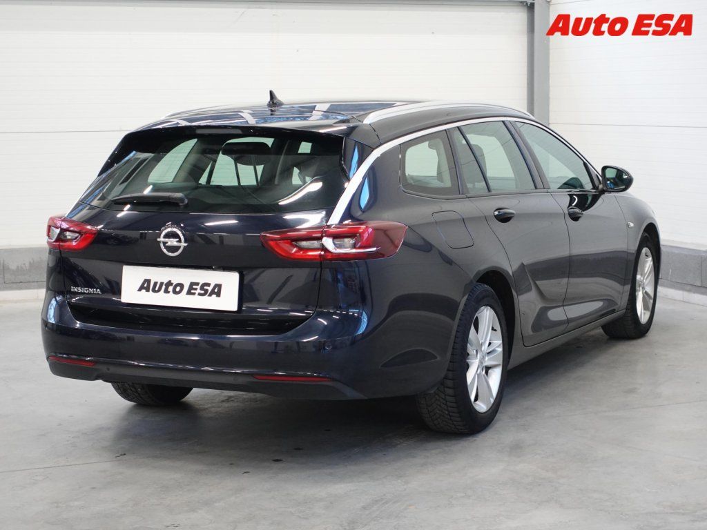 Opel Insignia, 1.6CDTi,ČR,navi,LED - fotka 4