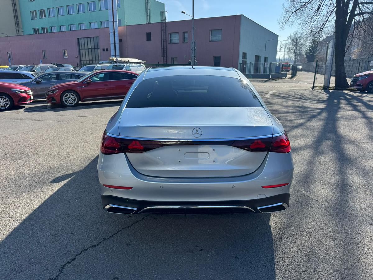 Mercedes-Benz Třídy E, E 450 d 4MATIC - fotka 6