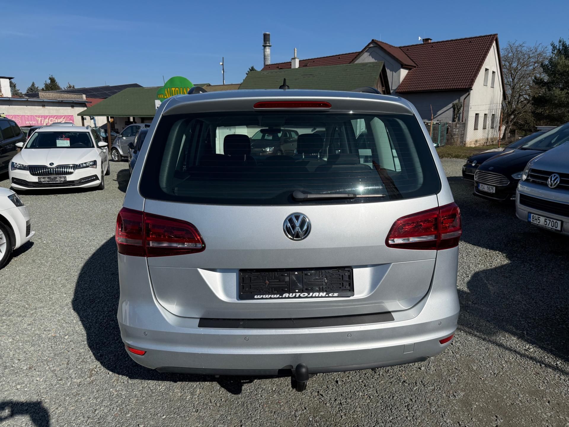 Volkswagen Sharan, 2.0 TDI DSG 135KW COMFORTLINE - fotka 5