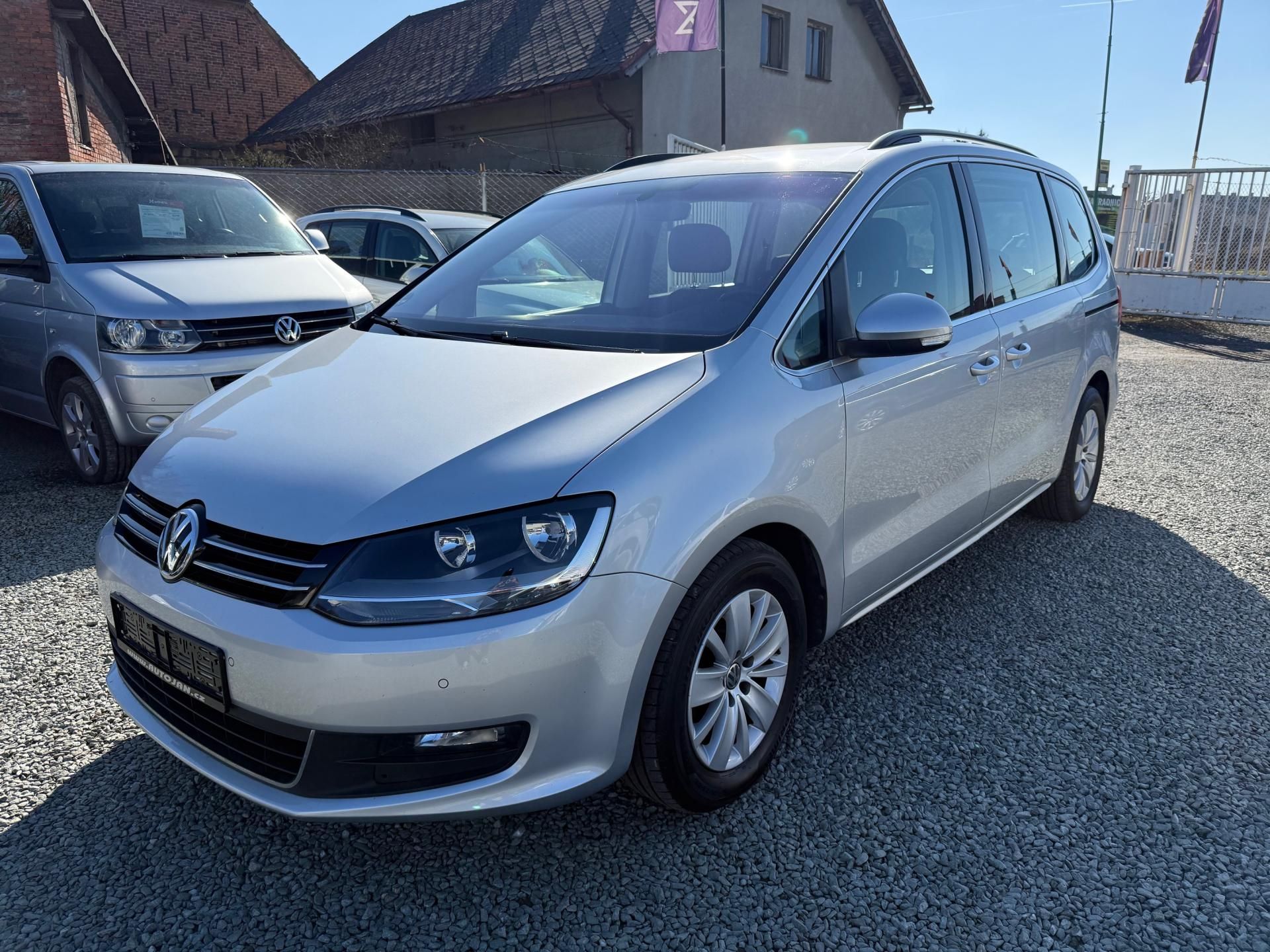 Volkswagen Sharan, 2.0 TDI DSG 135KW COMFORTLINE - fotka 3