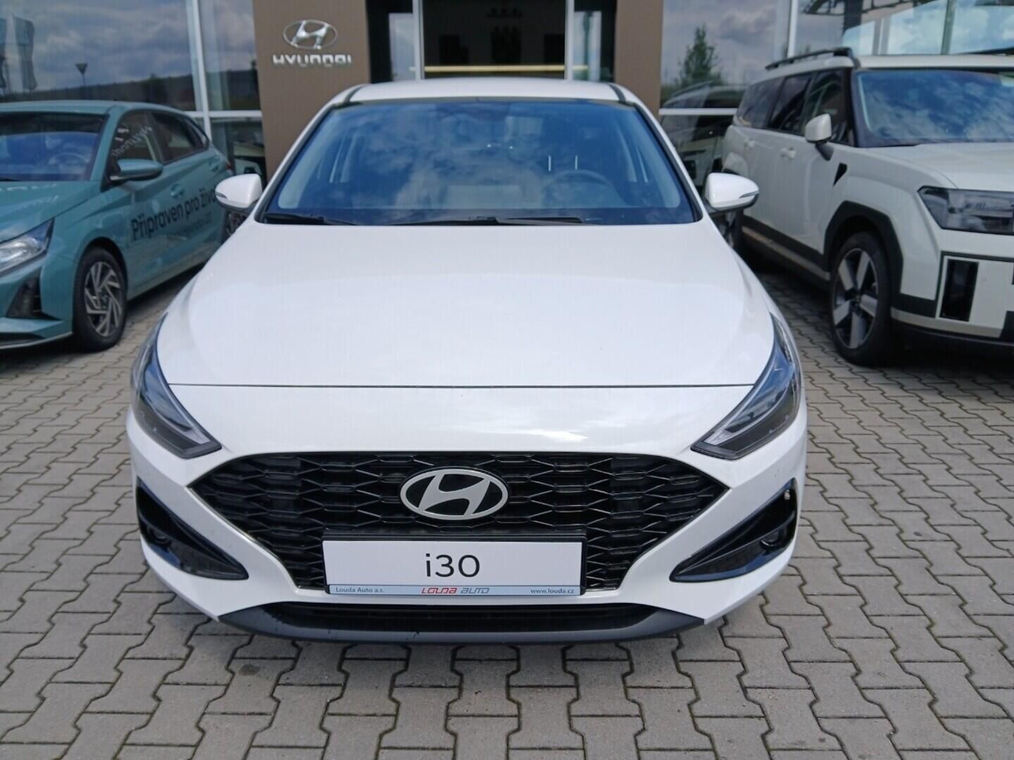 Hyundai i30, HB PD PE Comfort 1,0 T-GDI 85 - fotka 2