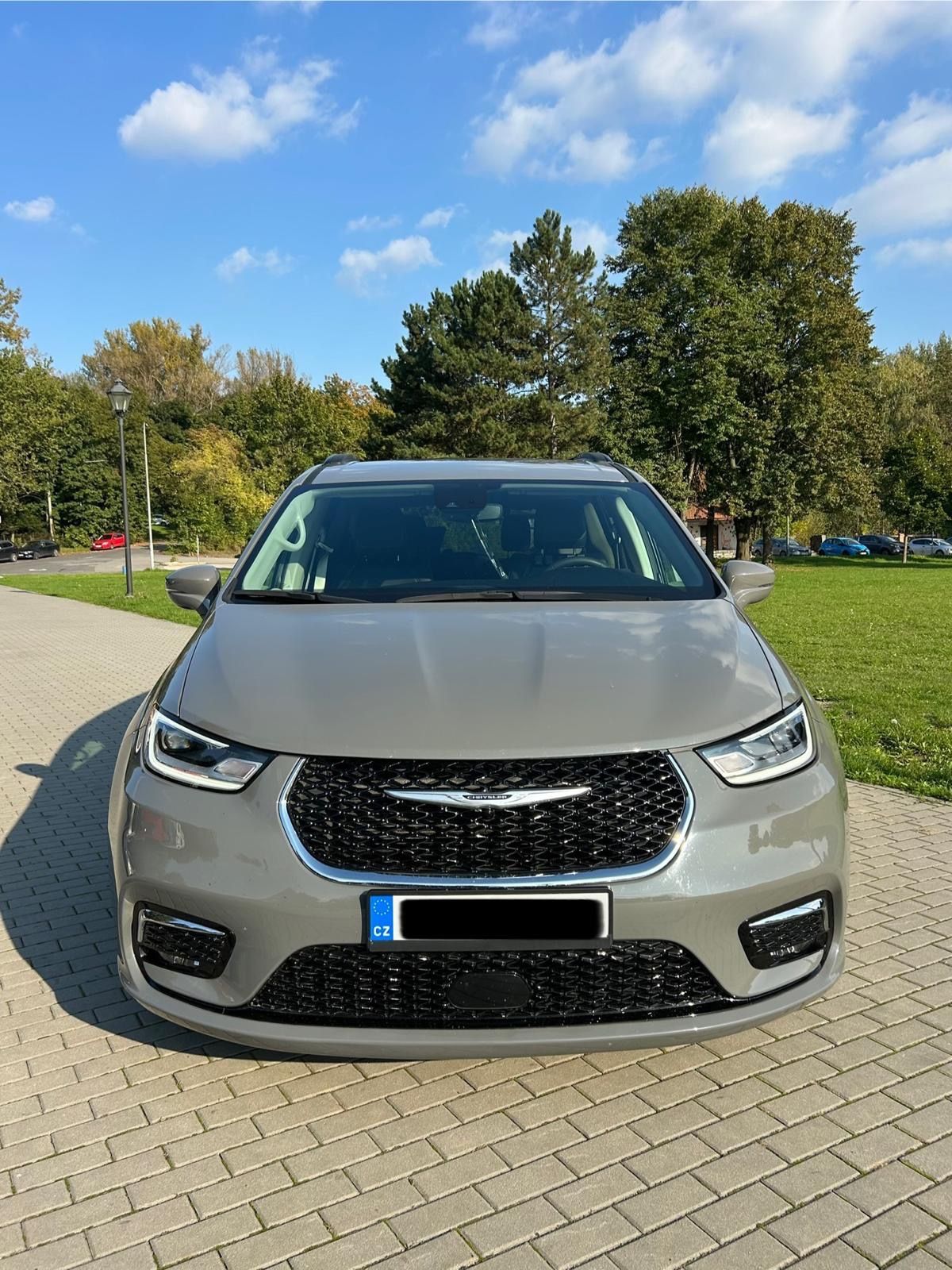 Chrysler Pacifica, 3.6L Touring L - fotka 2