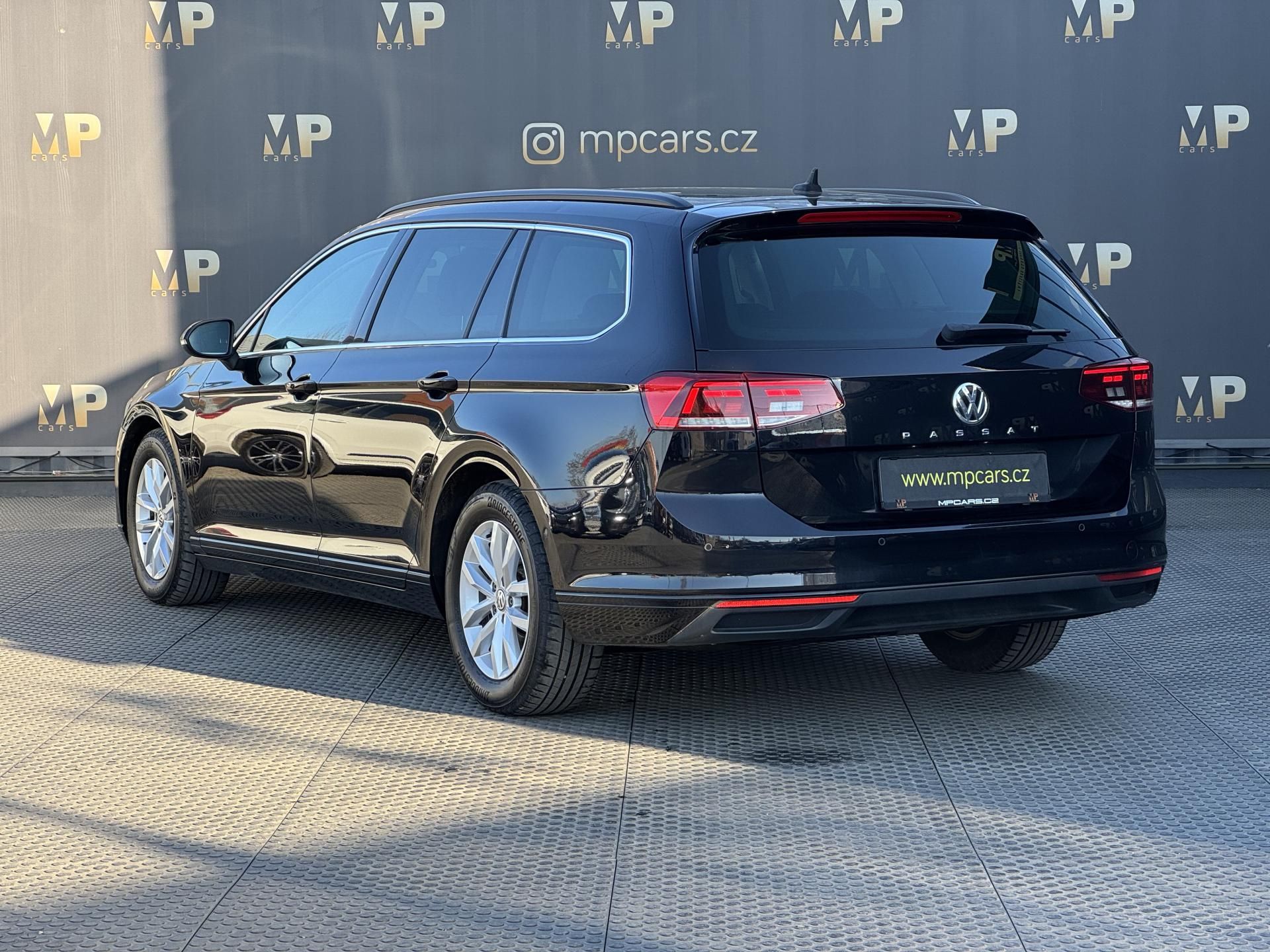 Volkswagen Passat, 2.0TDi MAN Business, DPH 1.Maj - fotka 6