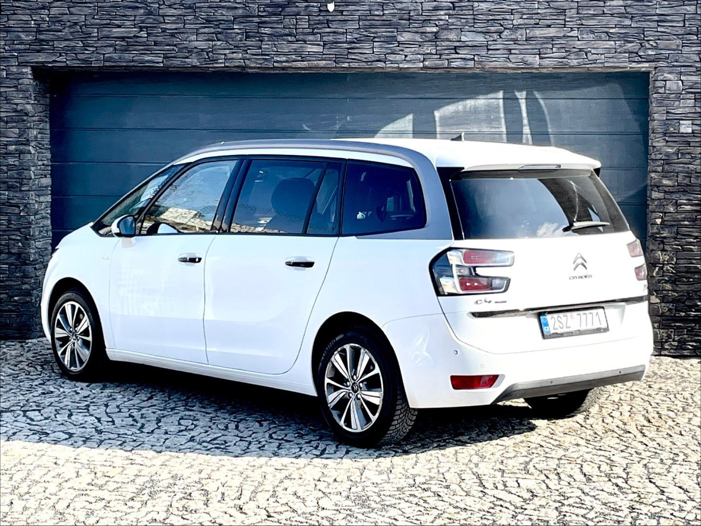 Citroën C4 Picasso, 2.0 HDi Automat Exclusive - fotka 4
