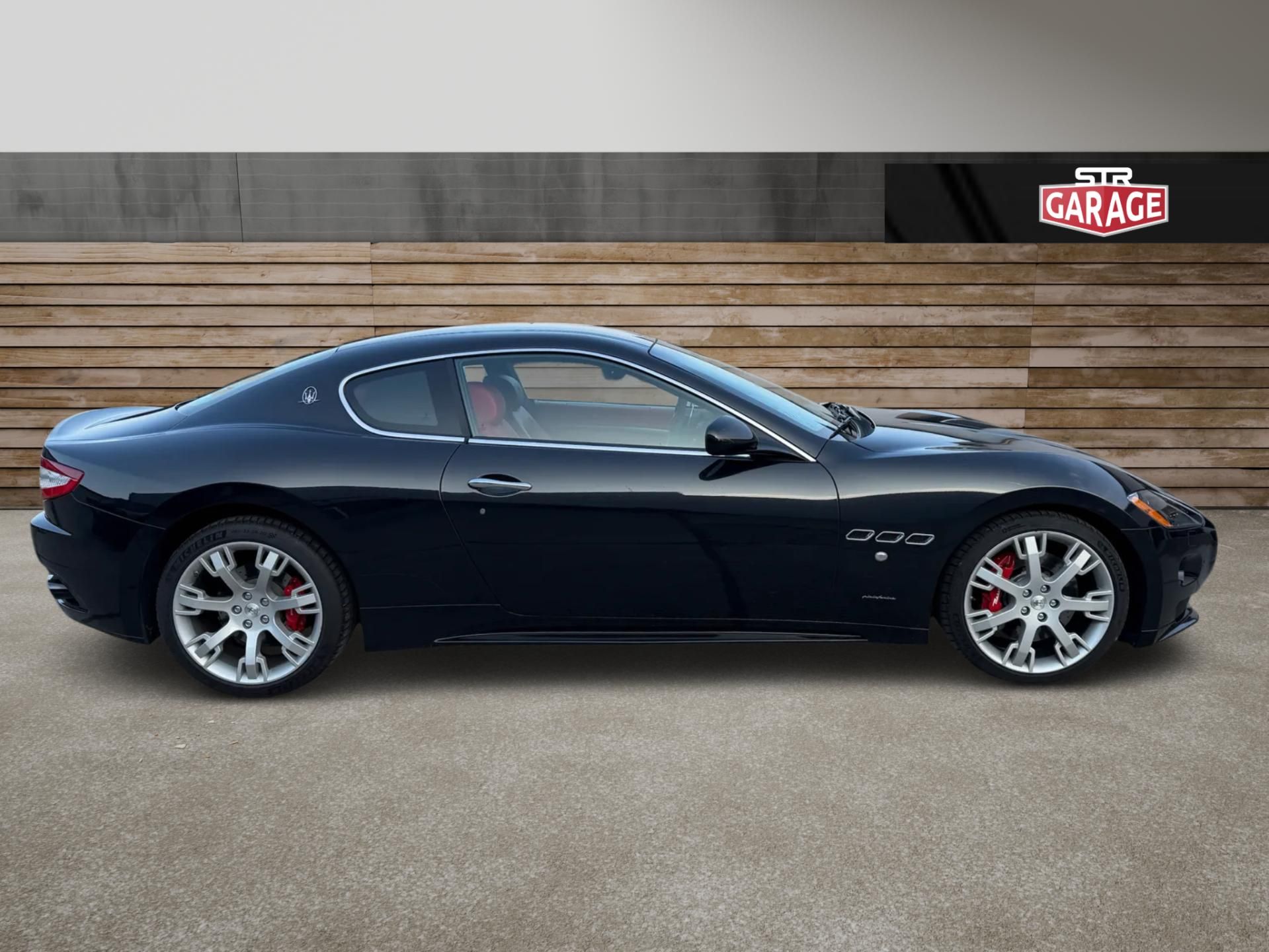 Maserati GranTurismo, +4.7S+F1+ ČR + DPH + 1.maj. + - fotka 2