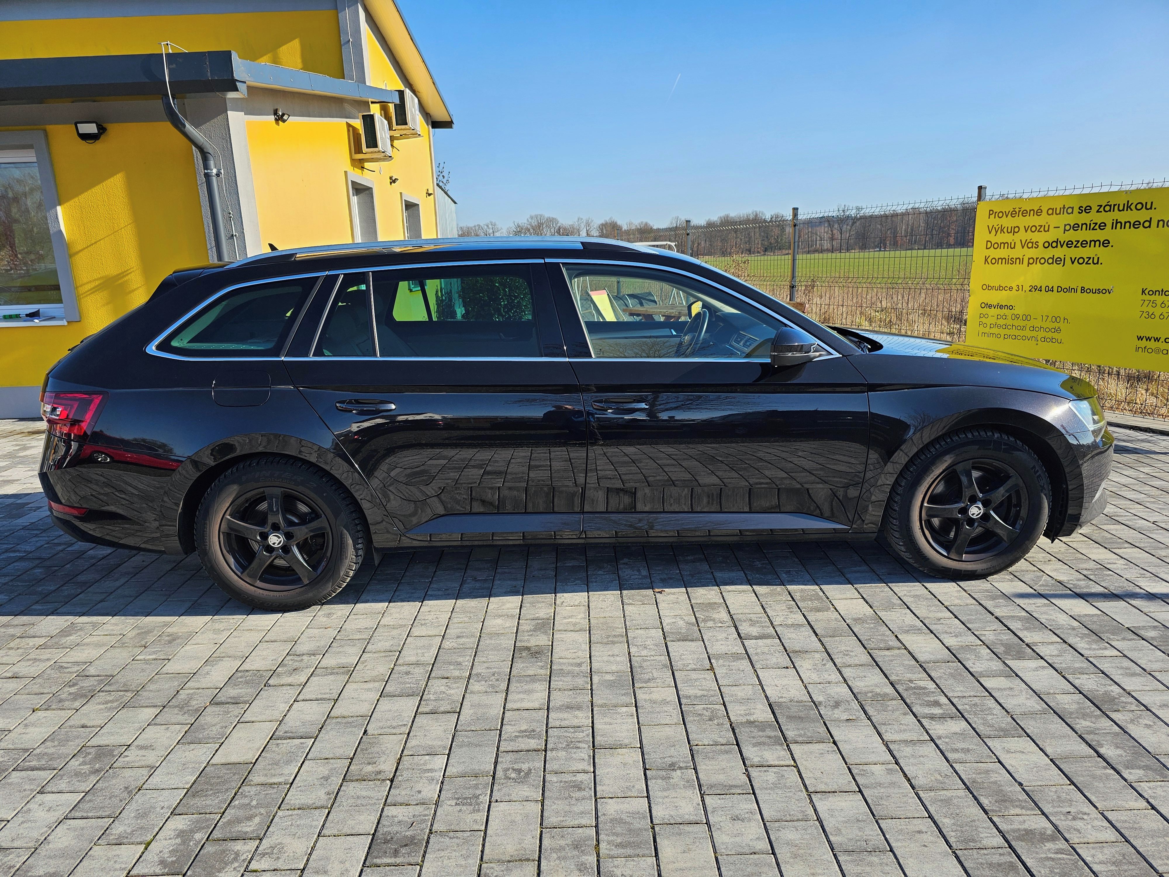 Škoda Superb, 2.0 TDI 140kw,DSG,Servis, výba - fotka 3