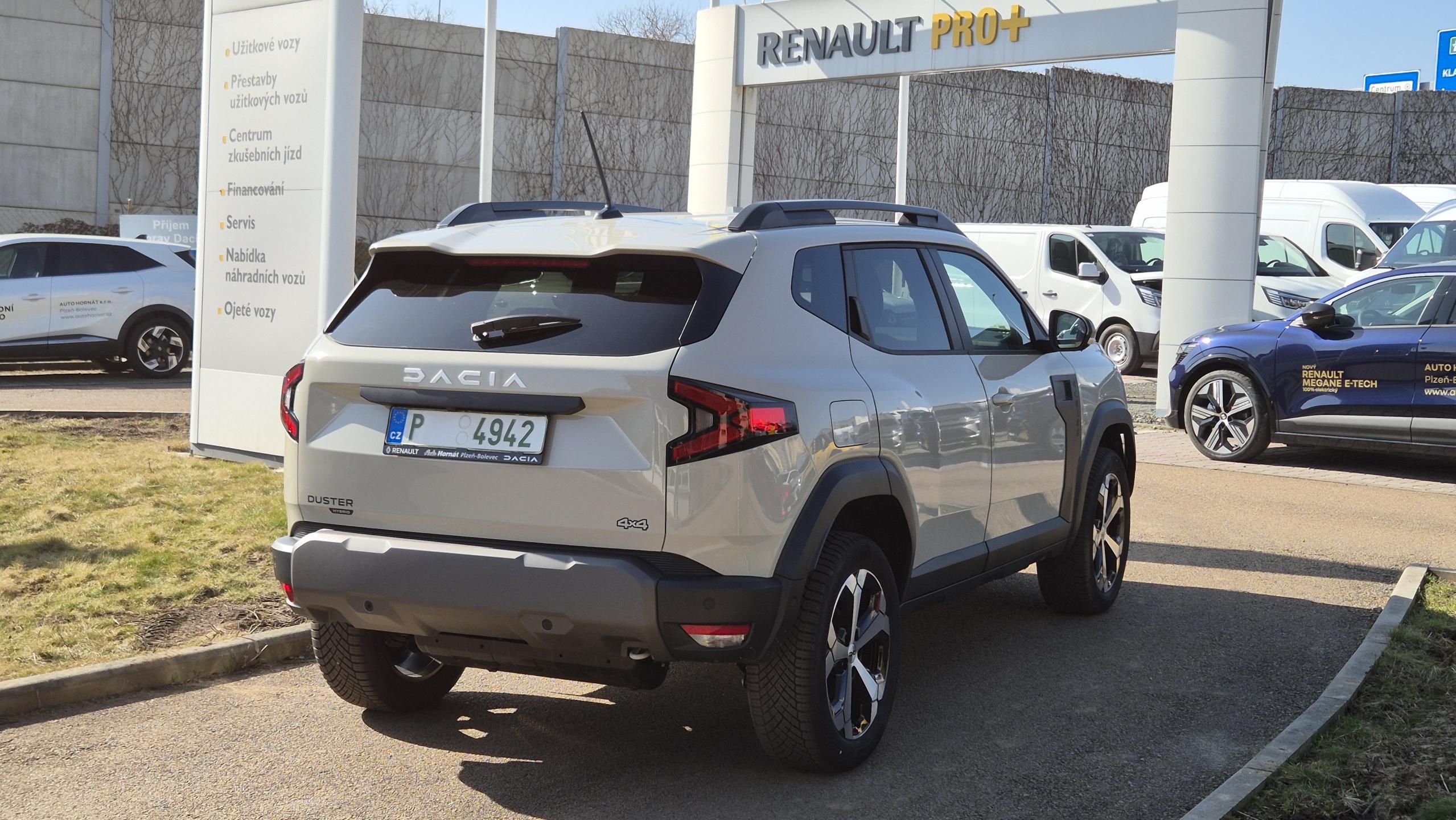 Dacia Duster, Journey hybrid-G 150 4x4 - fotka 3