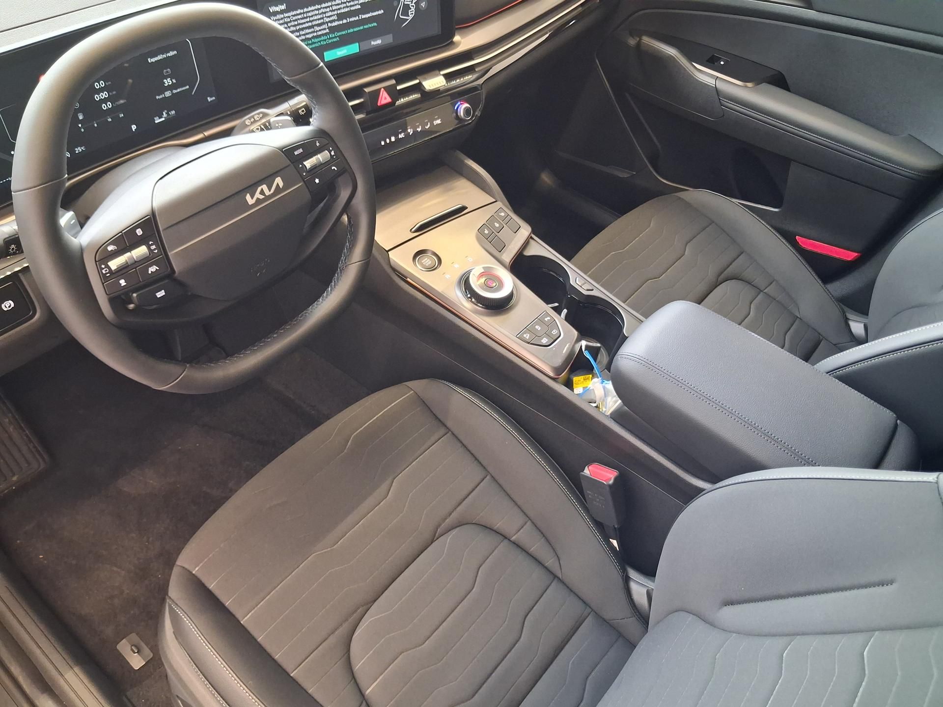 Kia Sportage, 1,6 T-GDi GPF 4x2 7DCT TOP - fotka 5