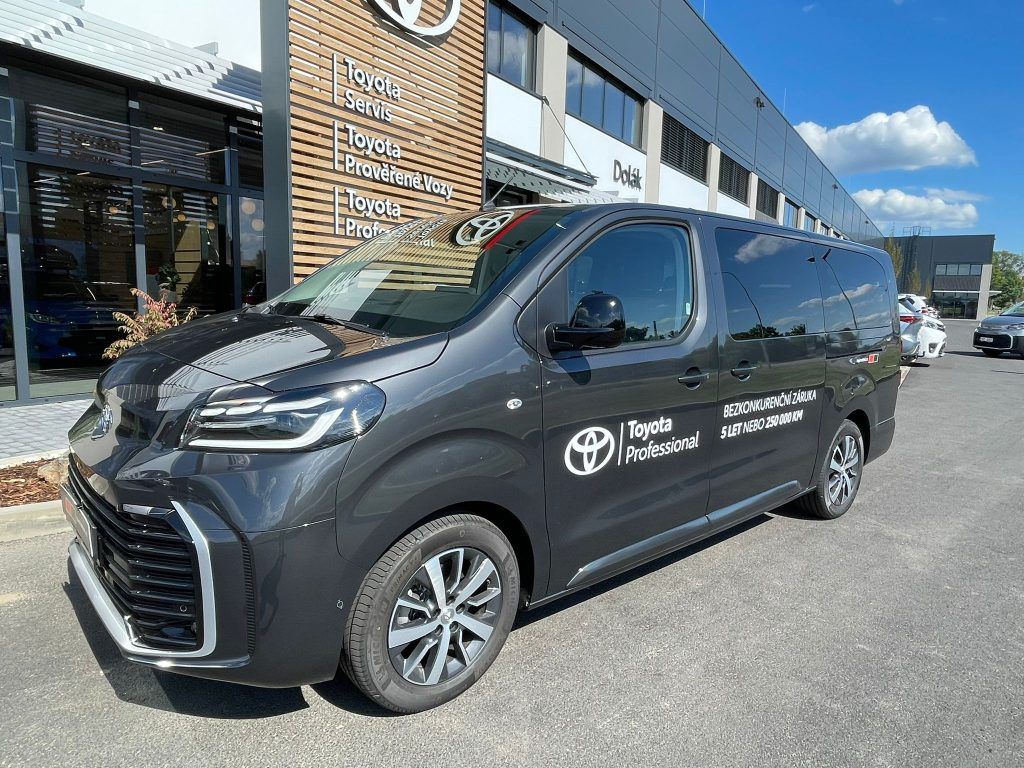 Toyota Proace Verso, 2.0 D A/T L2 Family 8S Webasto - fotka 2