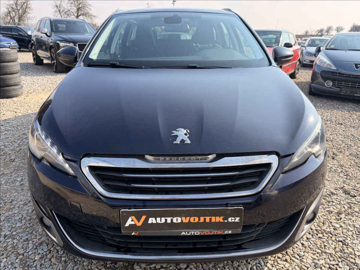 Peugeot 308, 2,0 HDI 110kW PANORAMA - fotka 2