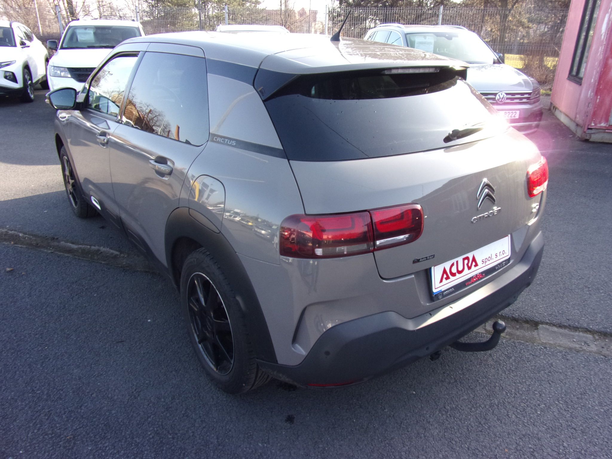 Citroën C4 Cactus, 1,2 PT 81kW ČR - fotka 5