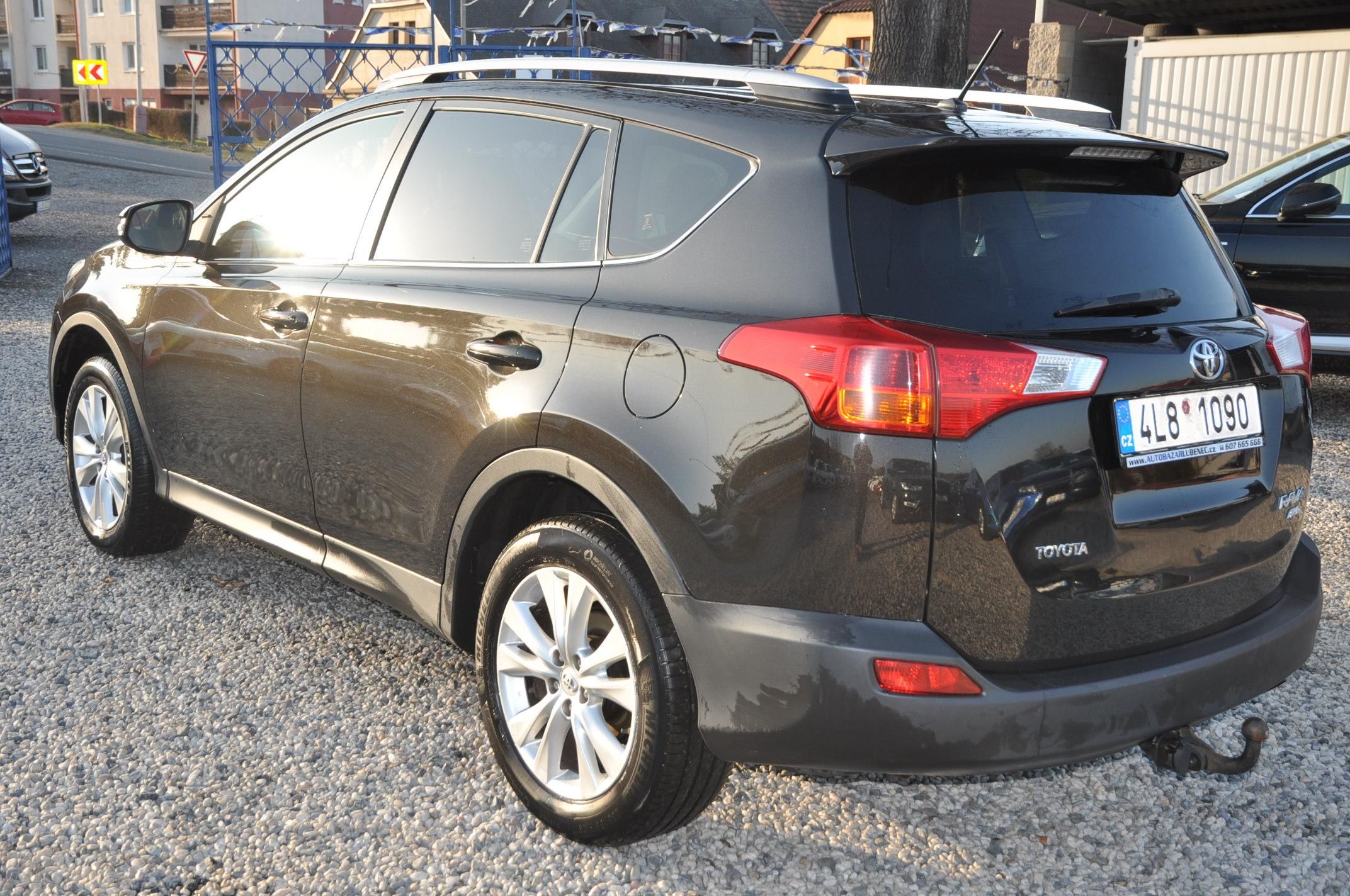 Toyota Rav4, 2.0D-4D 91kW 4x4 - fotka 3
