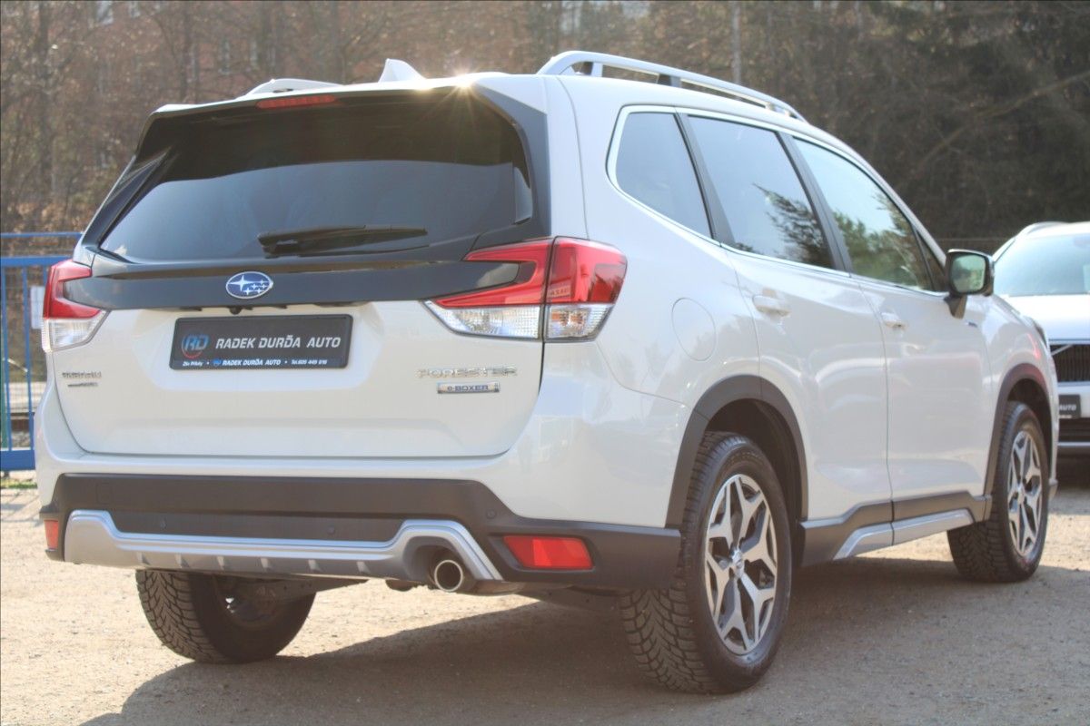 Subaru Forester, 2,0 i  1.MAJ,4X4,A/T,ZÁRUKA - fotka 5