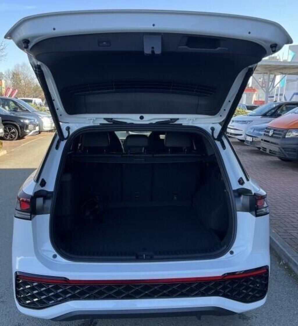 Volkswagen Tayron, R-Line 1,5 TSI eHybrid 150 kW - fotka 5