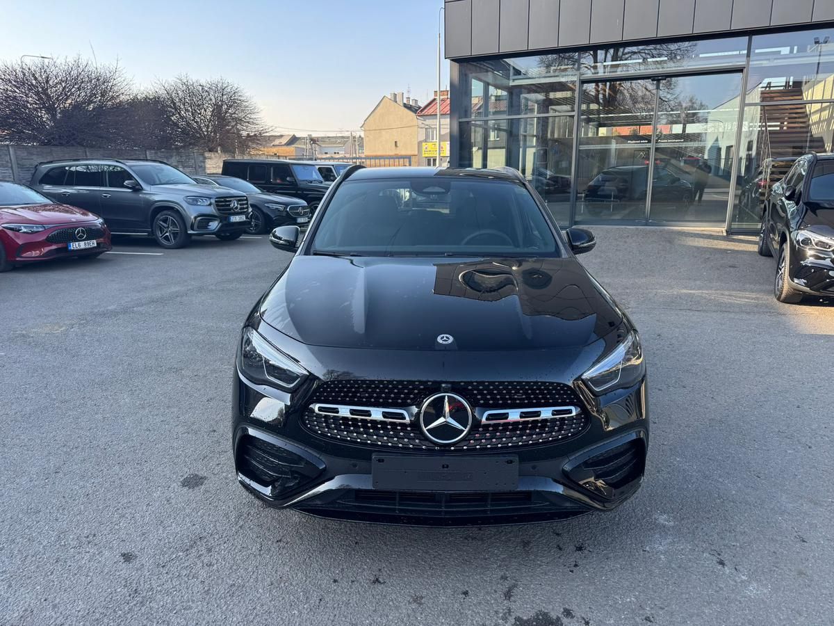 Mercedes-Benz GLA, 200 d 4MATIC - fotka 2