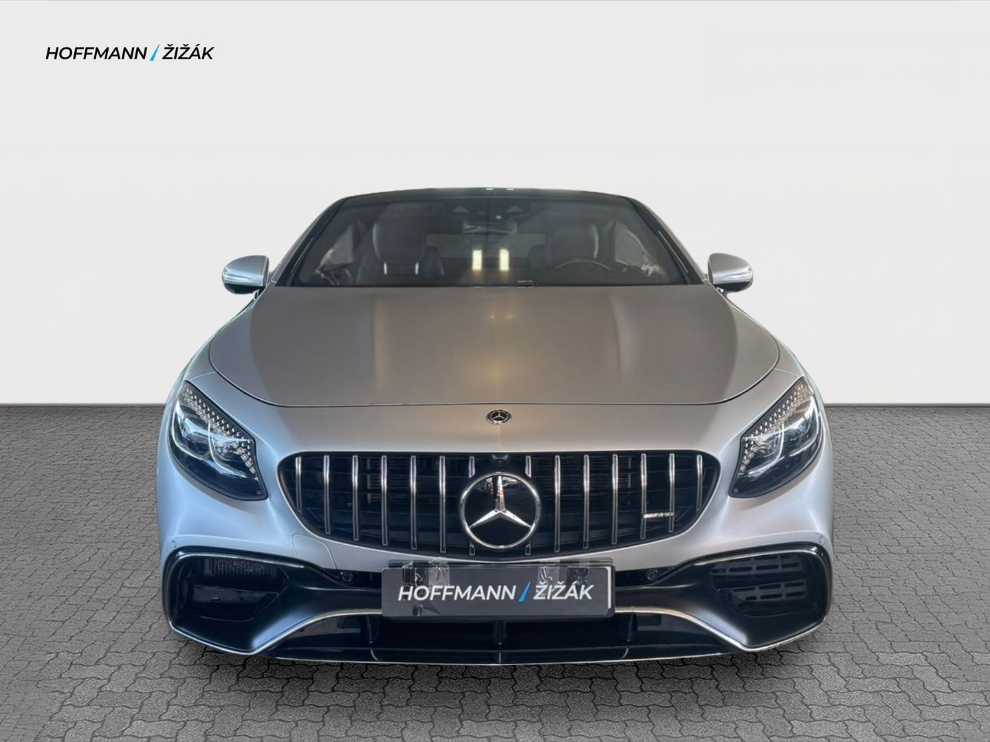 Mercedes-Benz Třídy S, 560 4MATIC kupé - fotka 2
