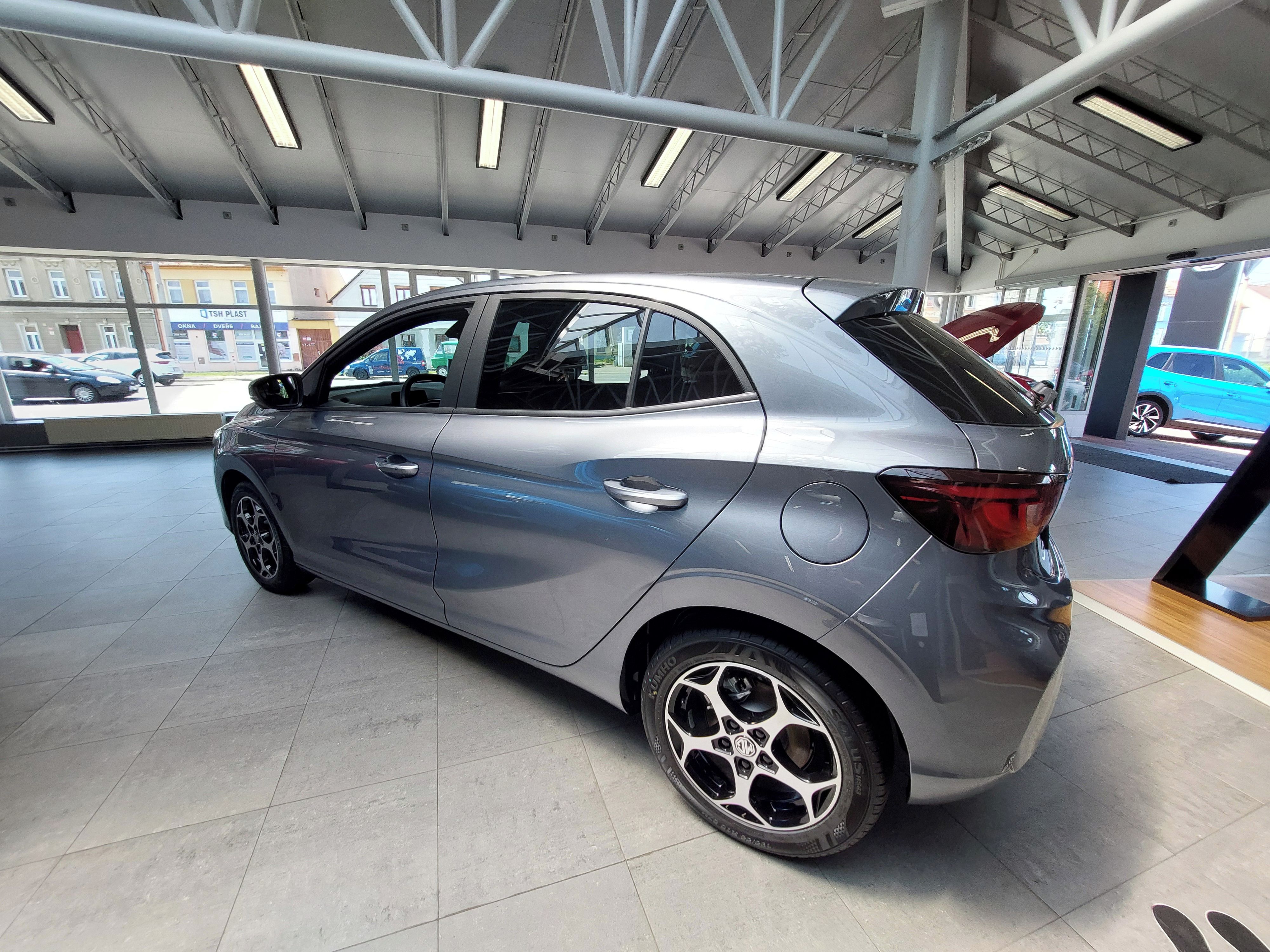 MG MG3, 3 HEV EXCLUSIVE 1.5L - fotka 6