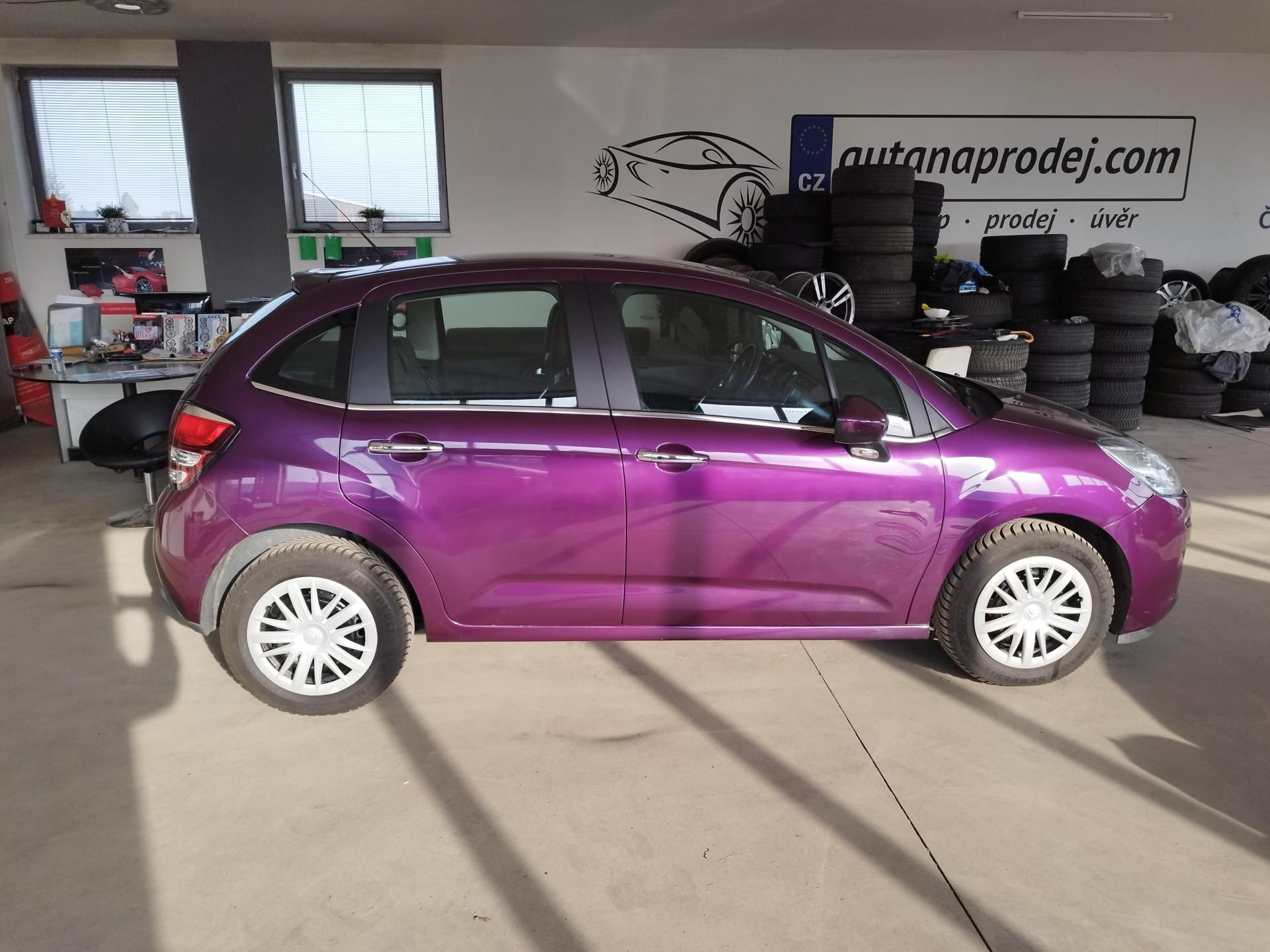 Citroën C3, 1,2I,60KW,KLIMA,LED,SERVISKA - fotka 5