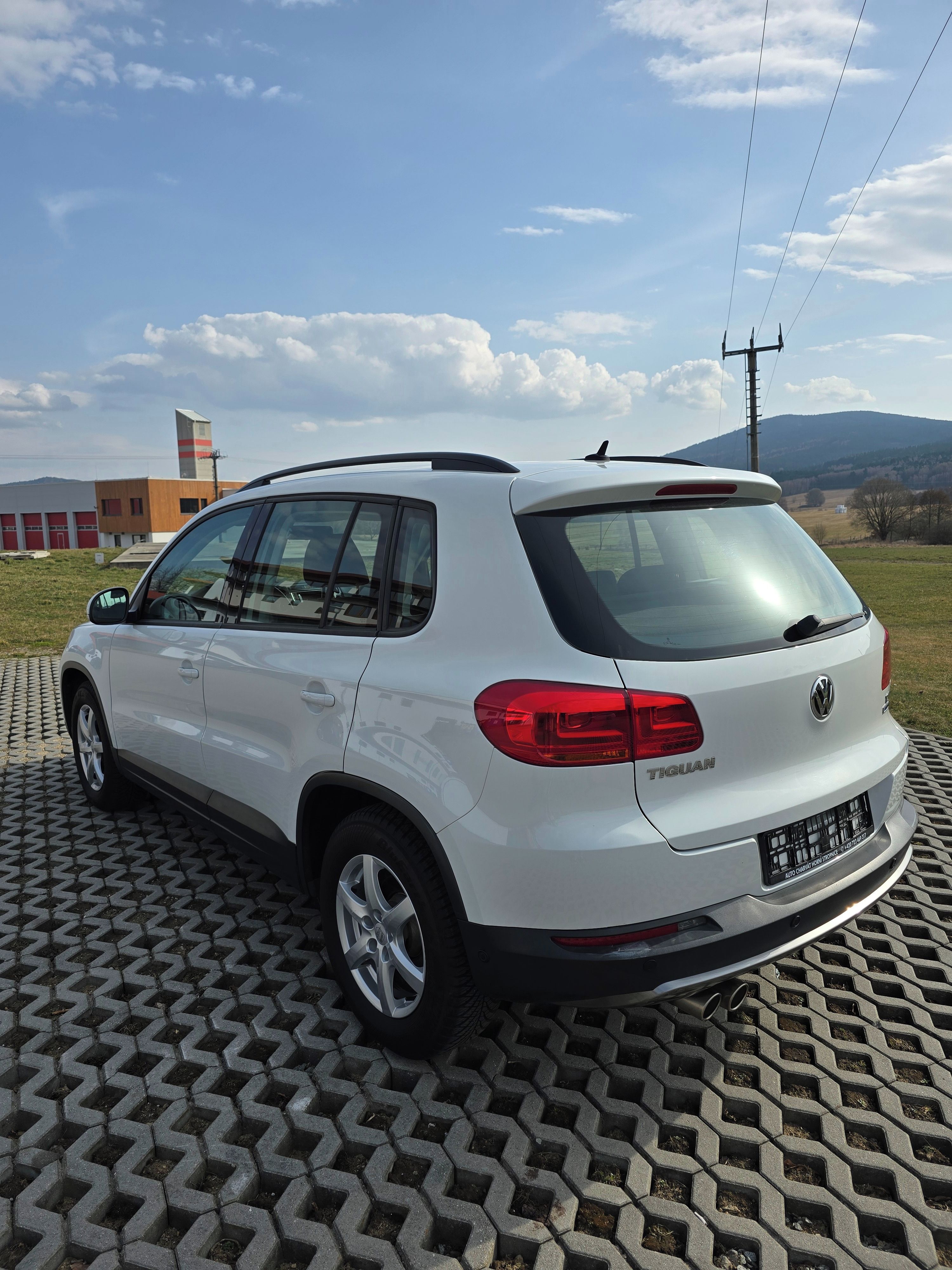 Volkswagen Tiguan, 1.4 TSI 92 Kw JEN 108tkm - fotka 5