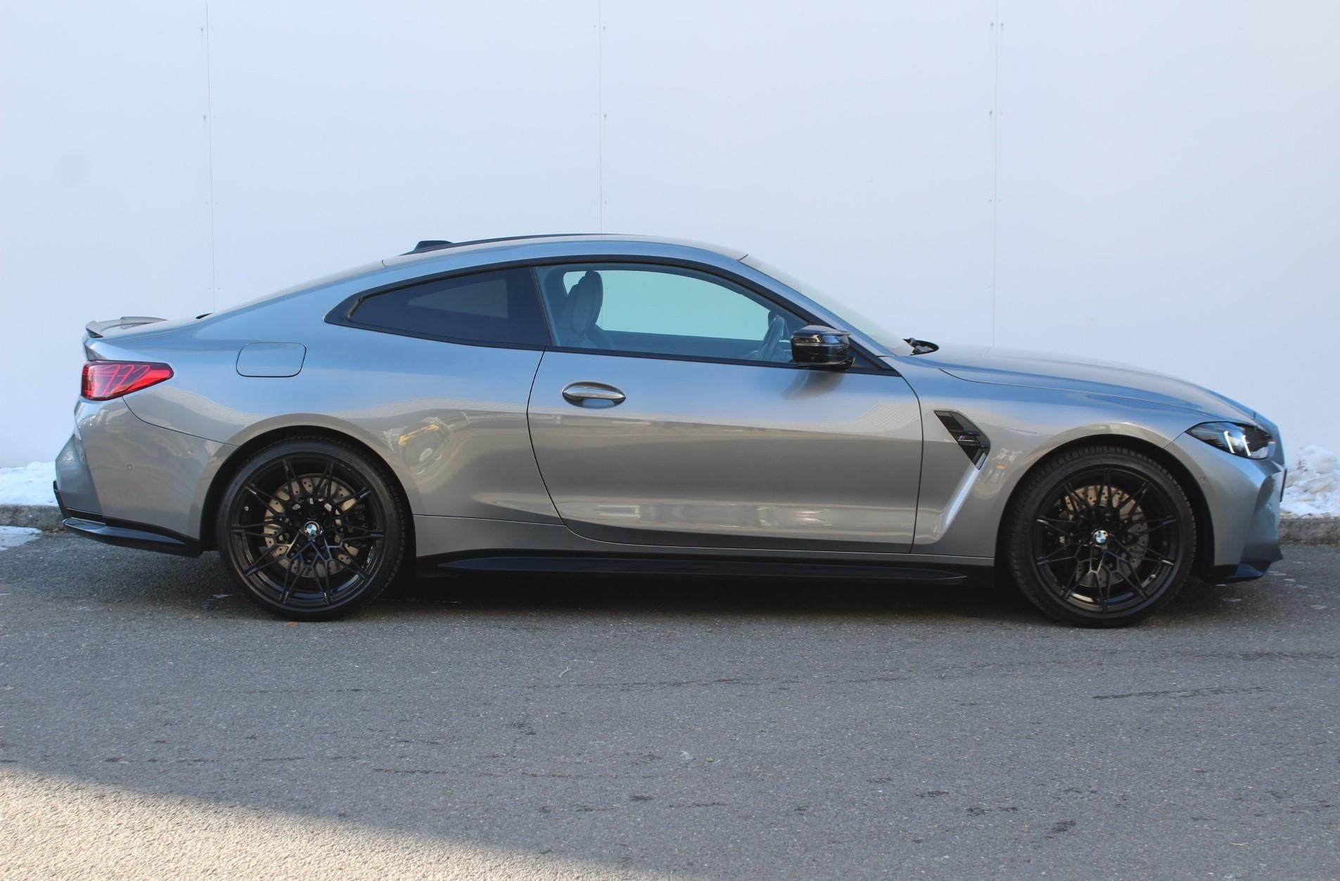 BMW M4, Competition M xDrive Coupé - fotka 3