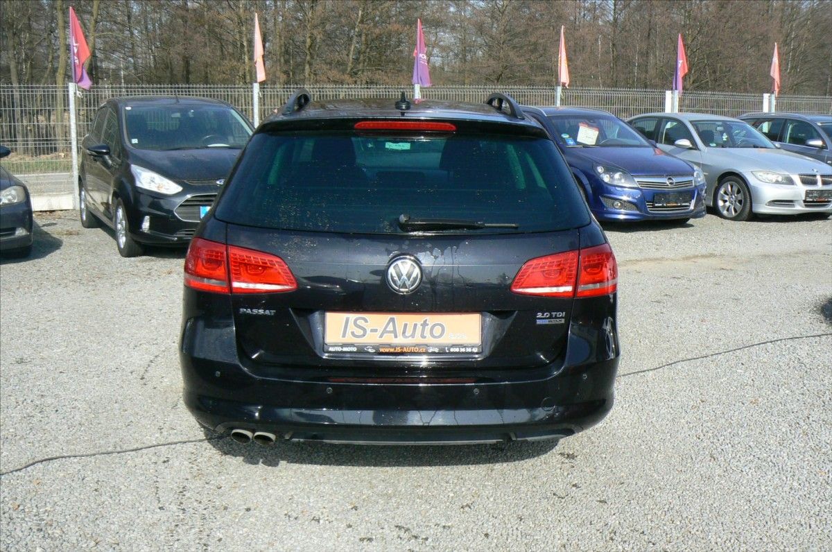 Volkswagen Passat Variant, 2,0 TDi COMFORTLINE - fotka 6