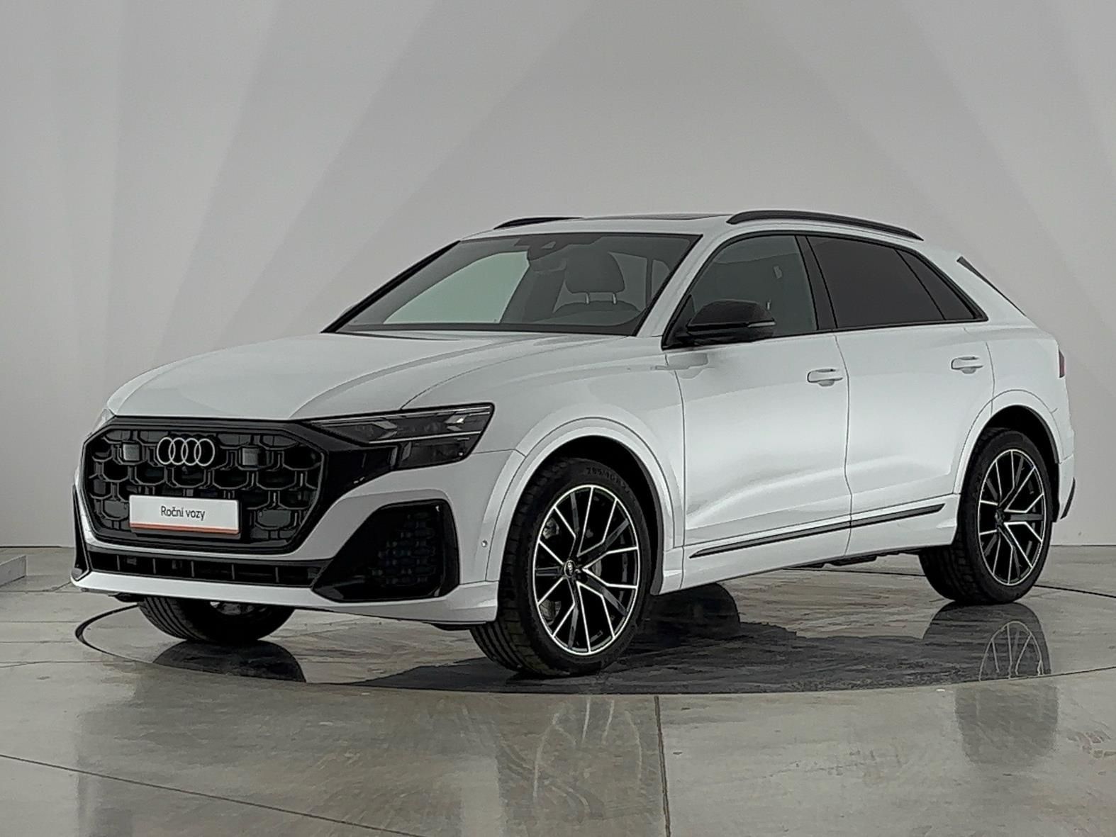 Audi Q8, 3.0 TDI / 210 kW S-line