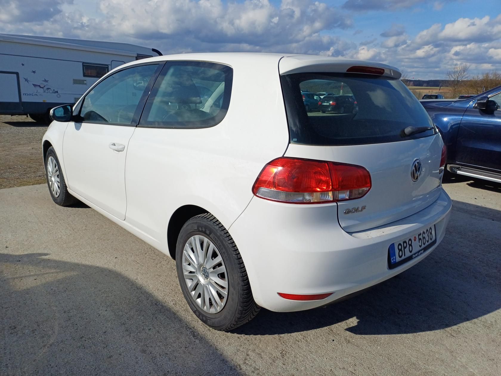 Volkswagen Golf, 1.4i 59kW Klima - fotka 2