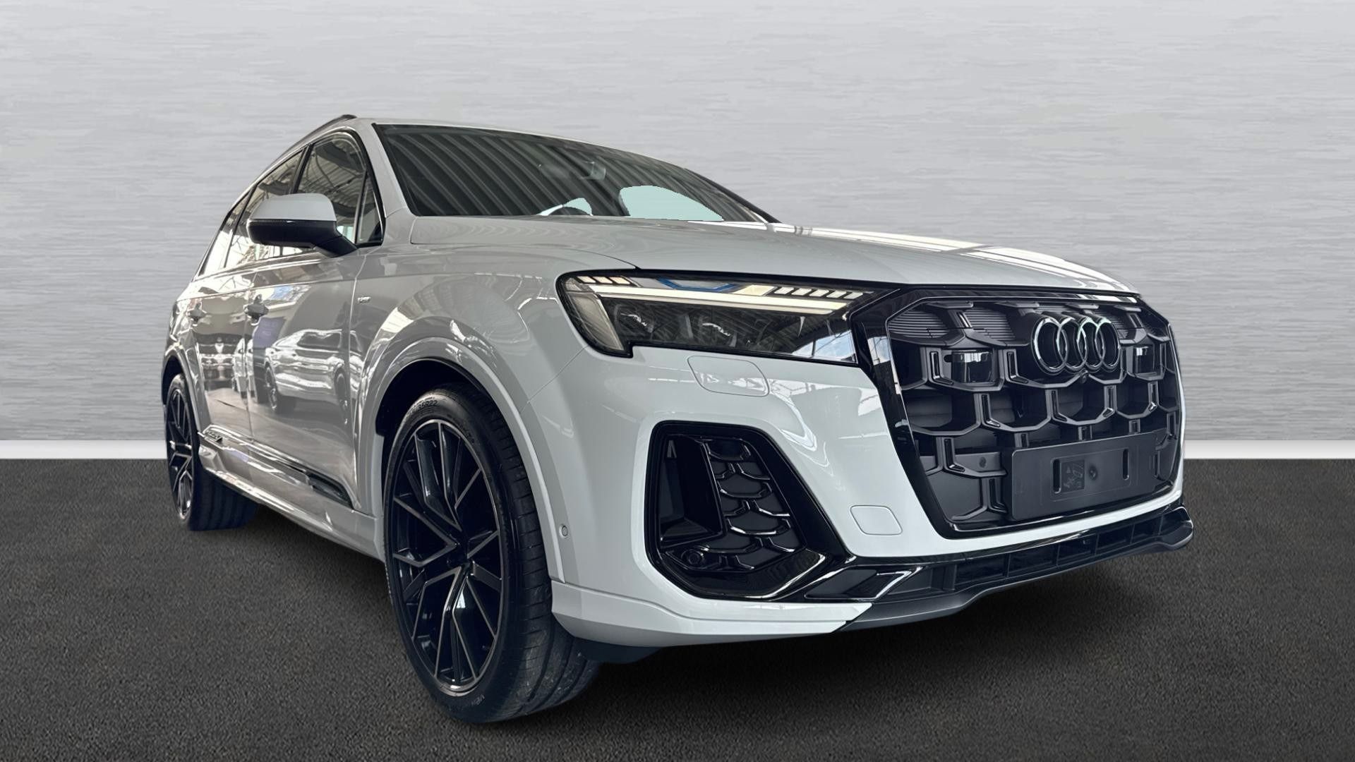 Audi Q7, 50 TDI quattro (Laser, Tažné) - fotka 2